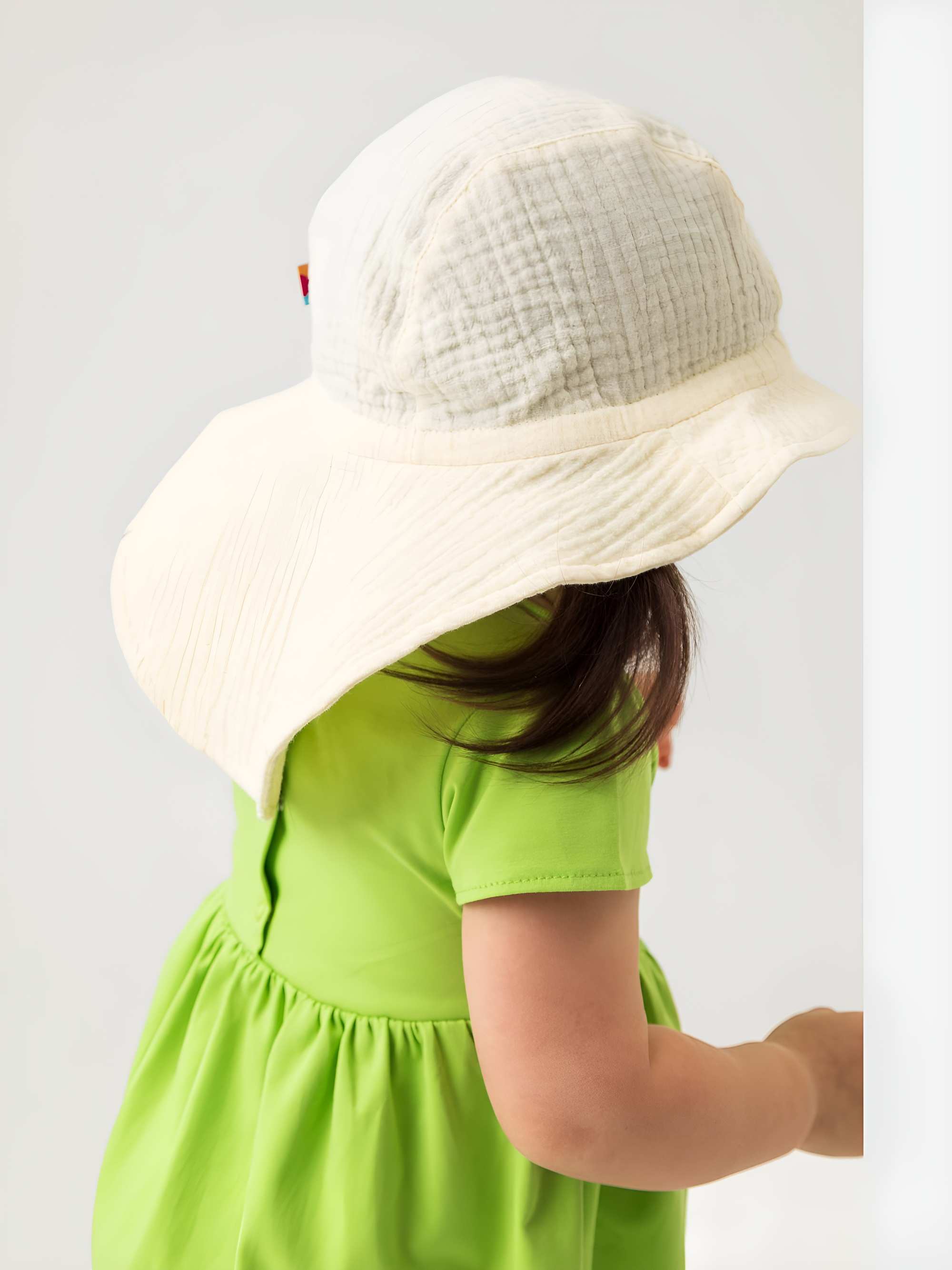 Ecru muslin hat with strings Baby
