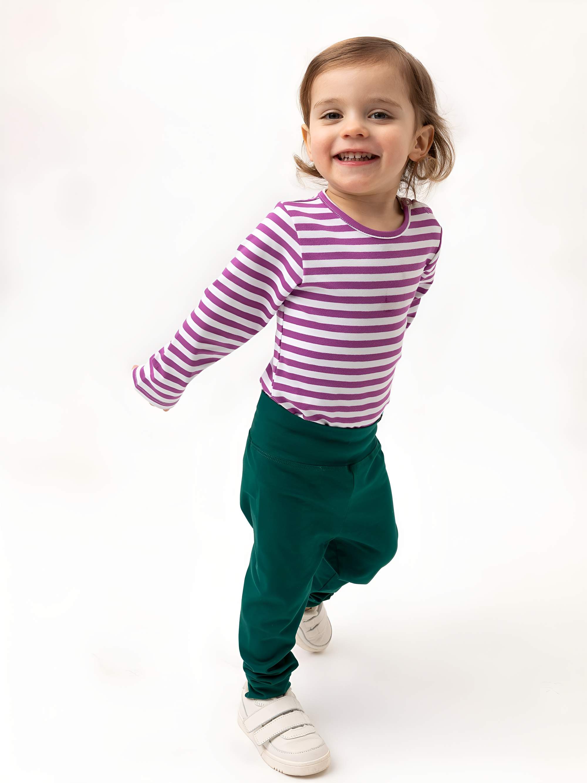 Bottle-green jersey pants