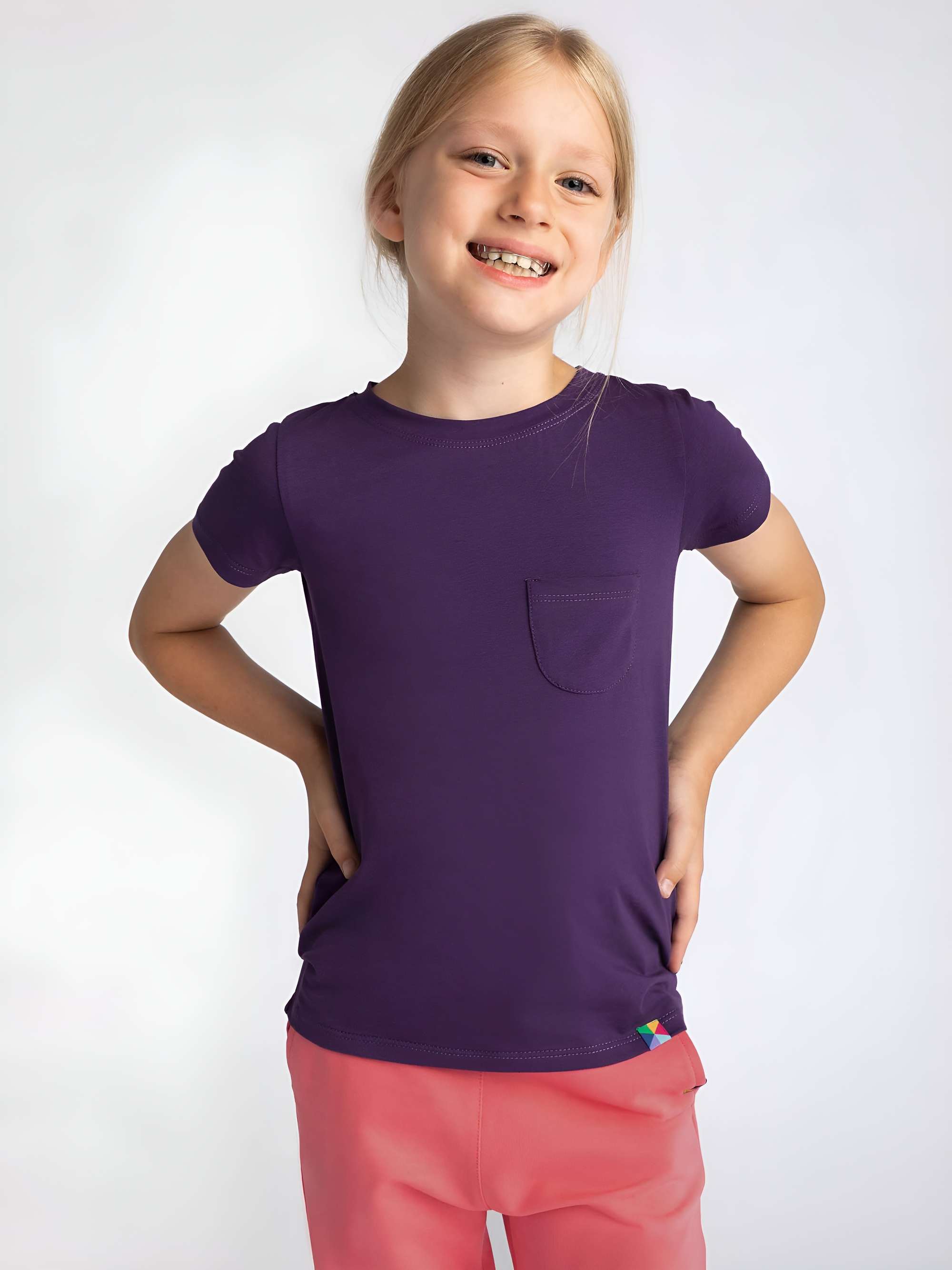 Fioletowy T-shirt z kieszonką