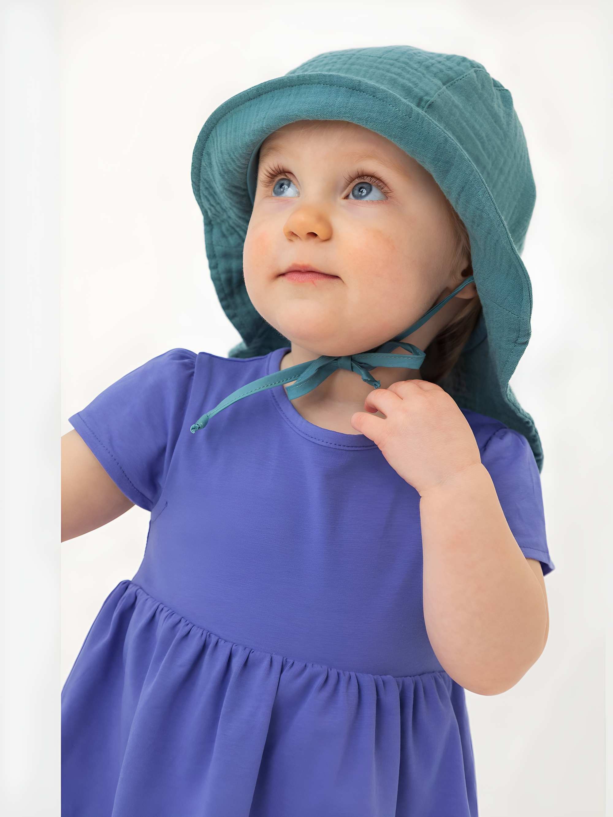 Nautical muslin hat with strings Baby