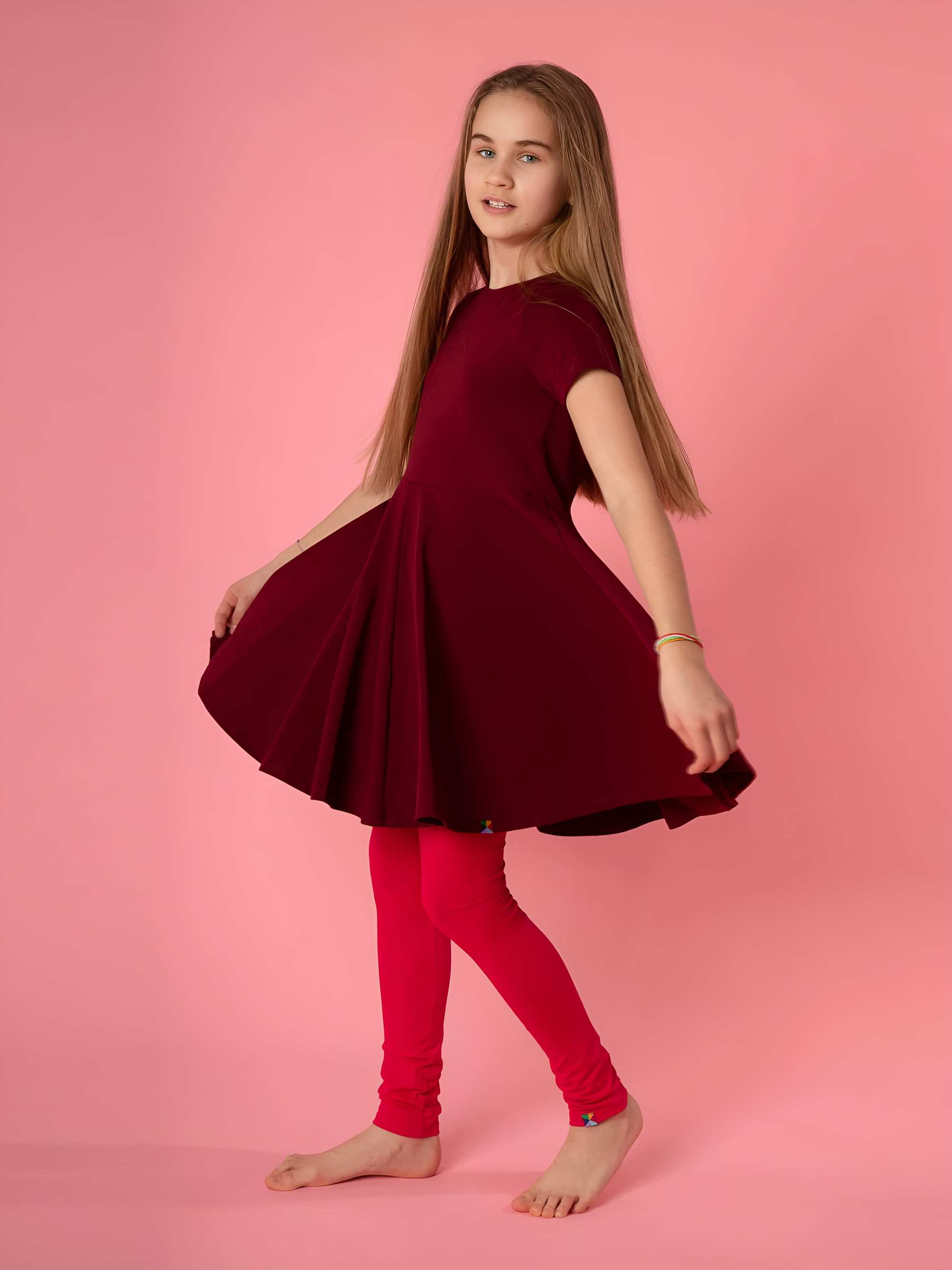 Bordowa sukienka z krótkim rękawem Junior