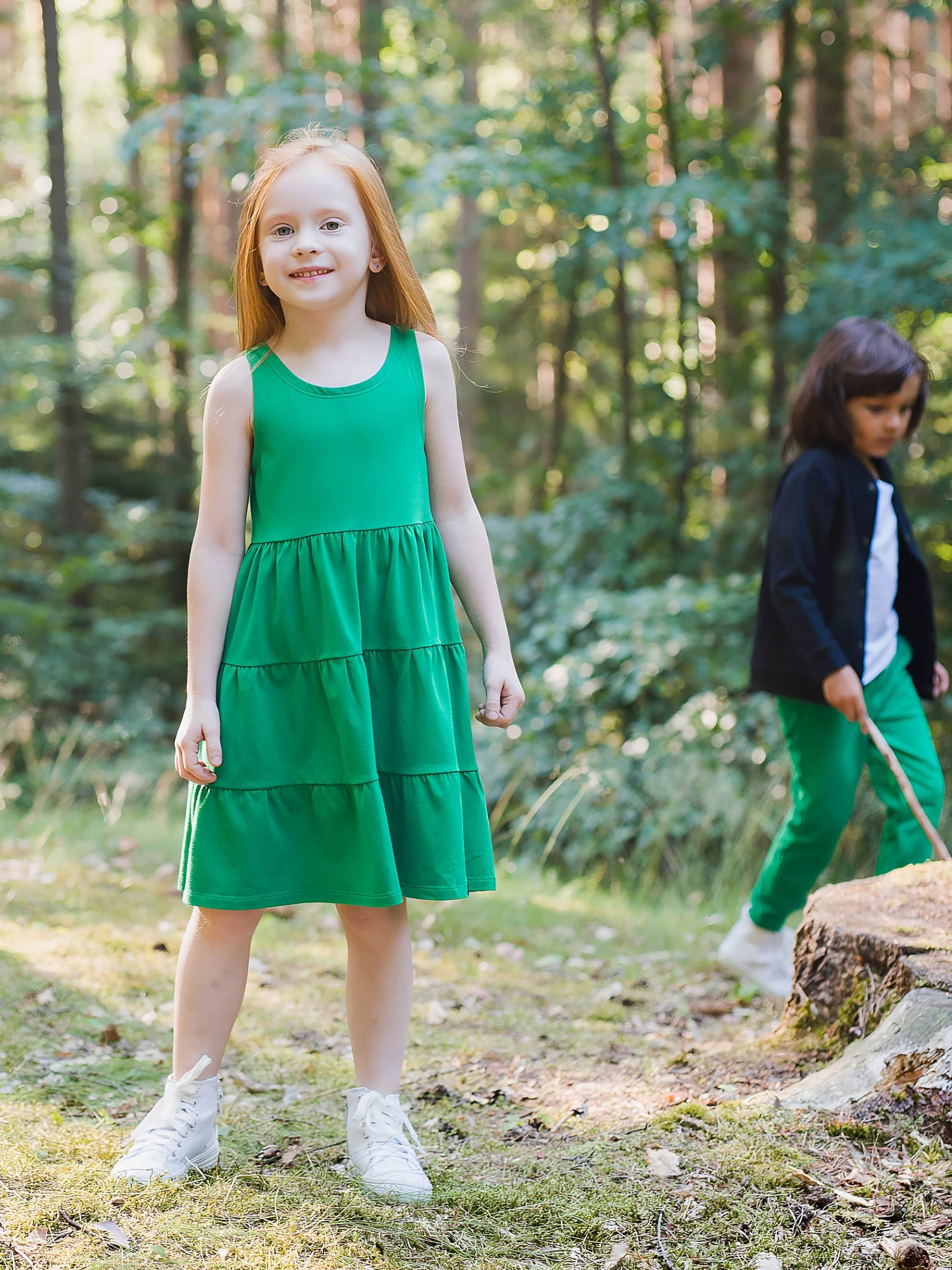 Green sleeveless dress