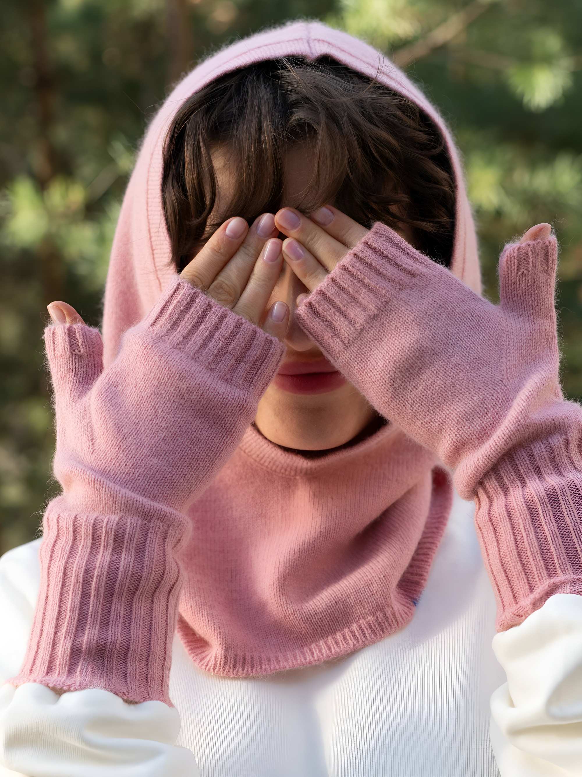 Dusty pink cashmere wool balaclava with cashmere
