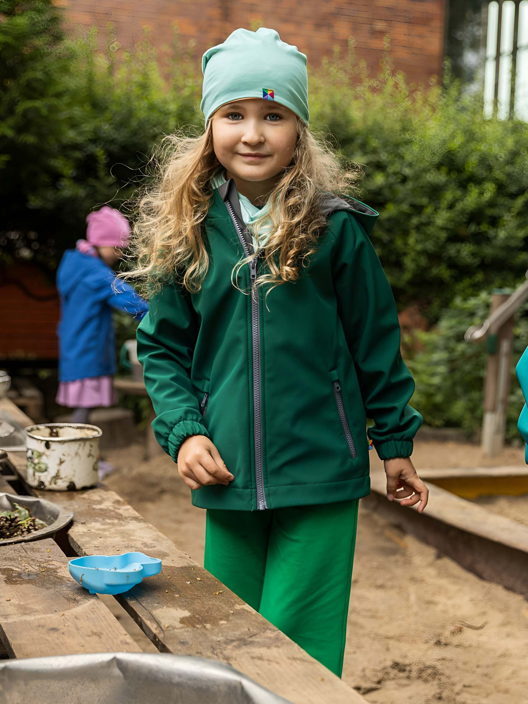 Butelkowozielona kurtka softshell