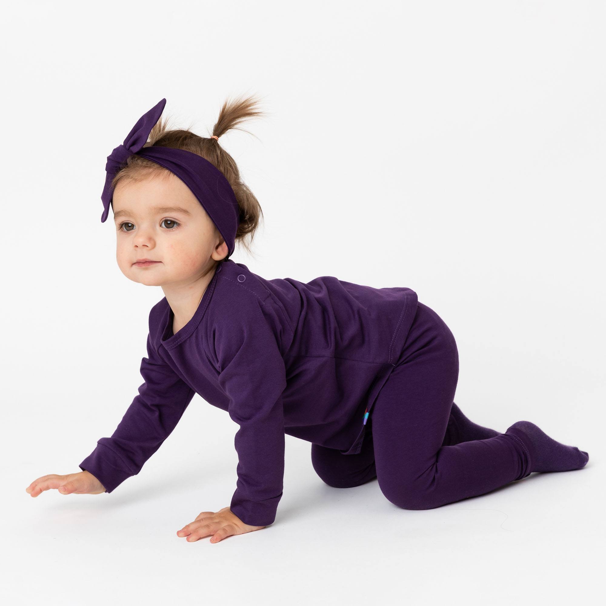 Fioletowe legginsy