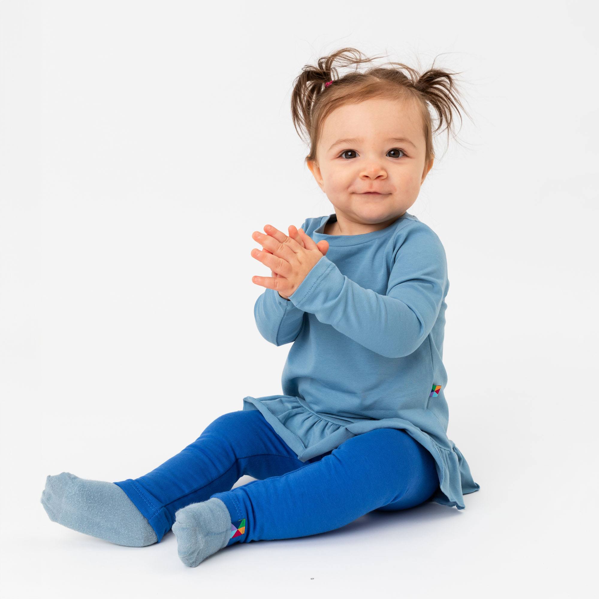 Niebieskie legginsy z meszkiem