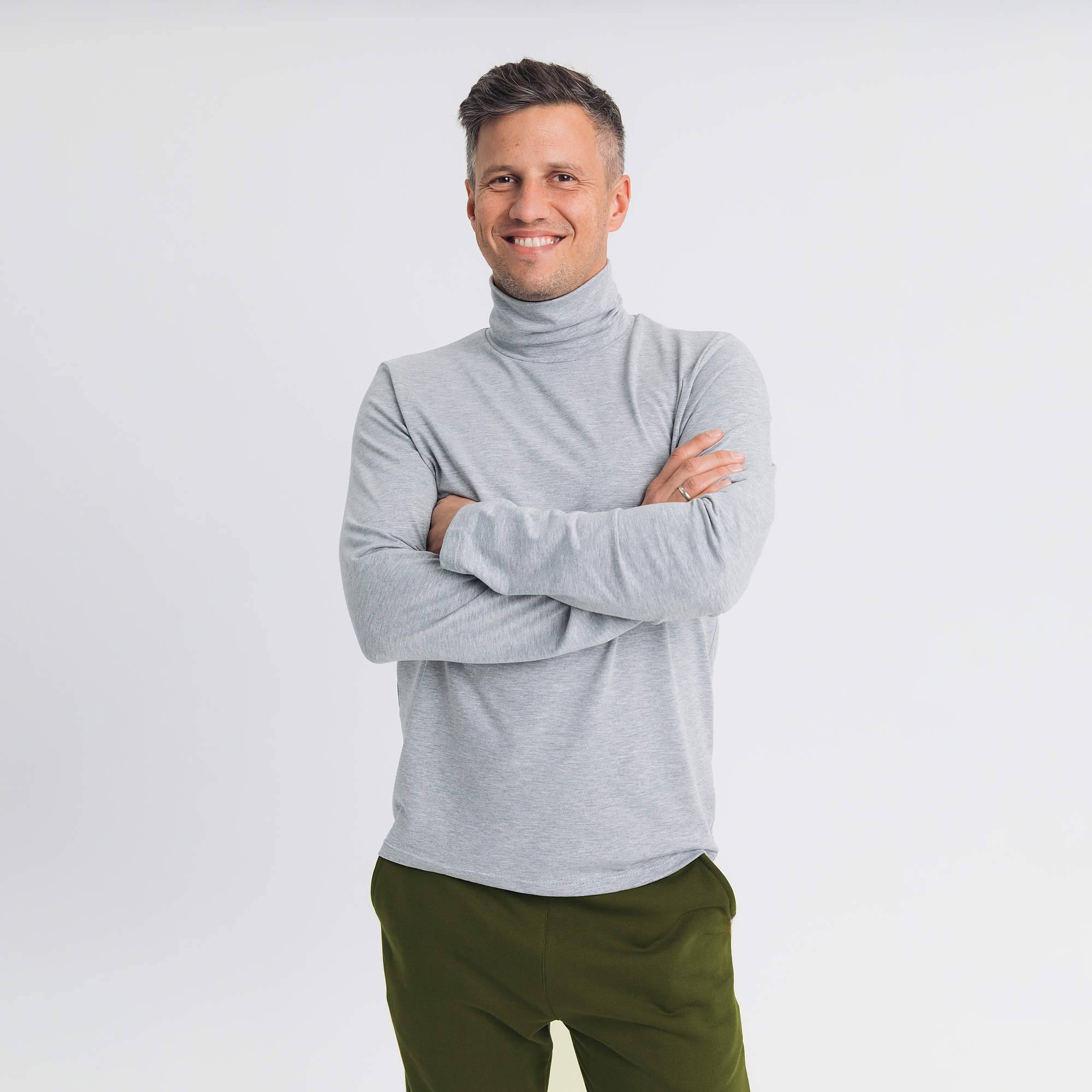 Szary golf męski