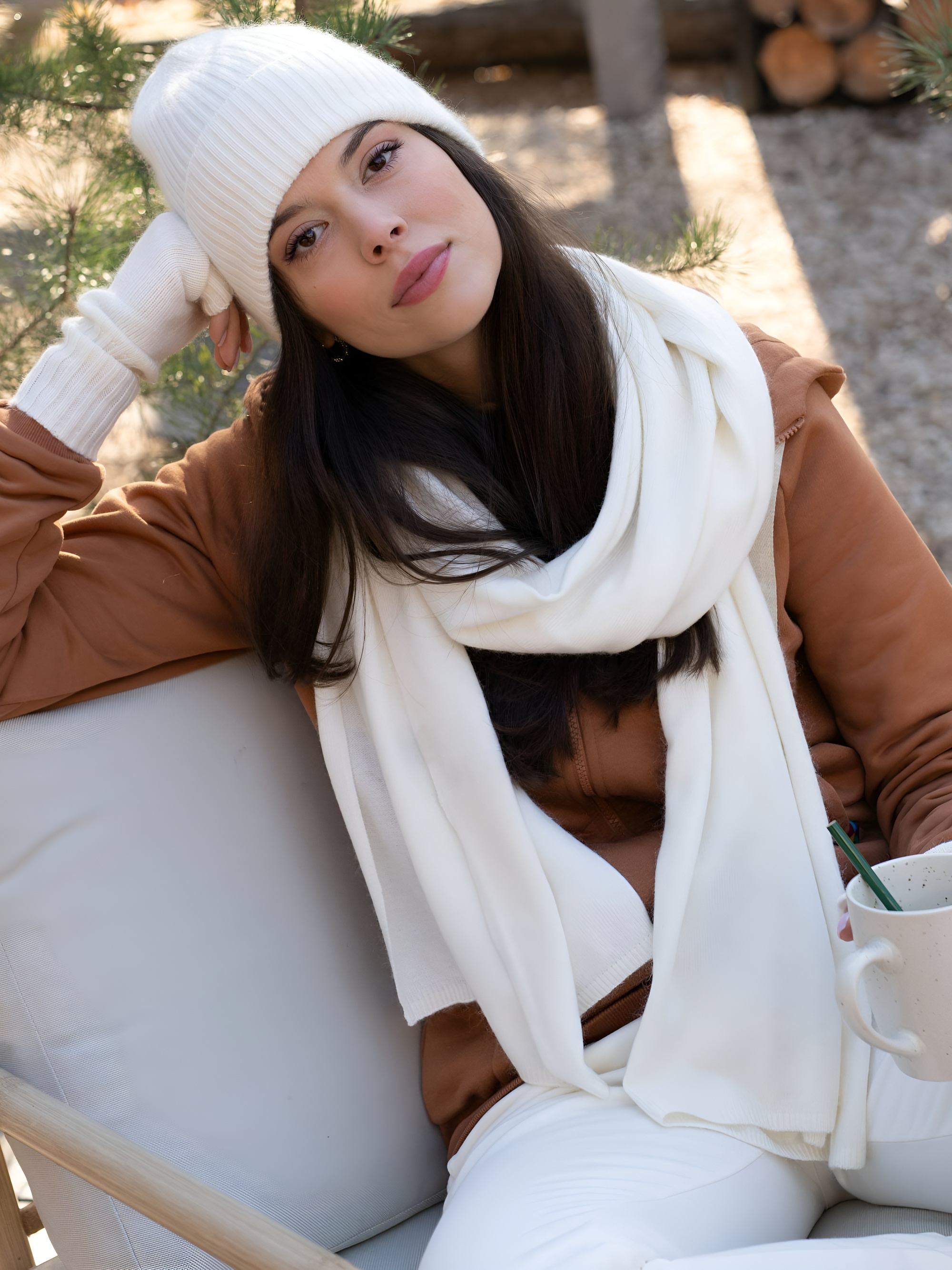 Cream white cashmere wool hat with cashmere