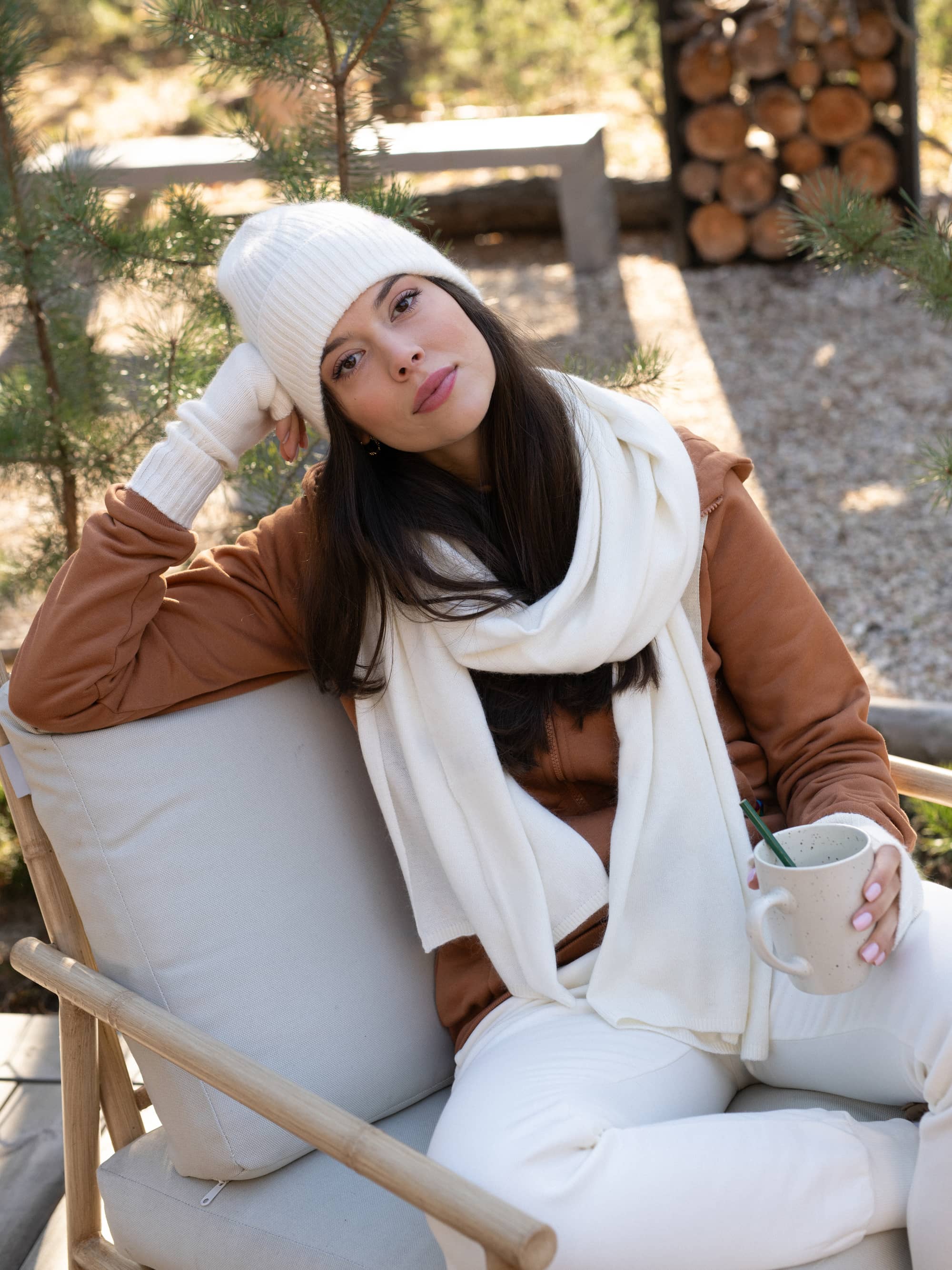 Cream white cashmere wool fingerless gloves with cashmere