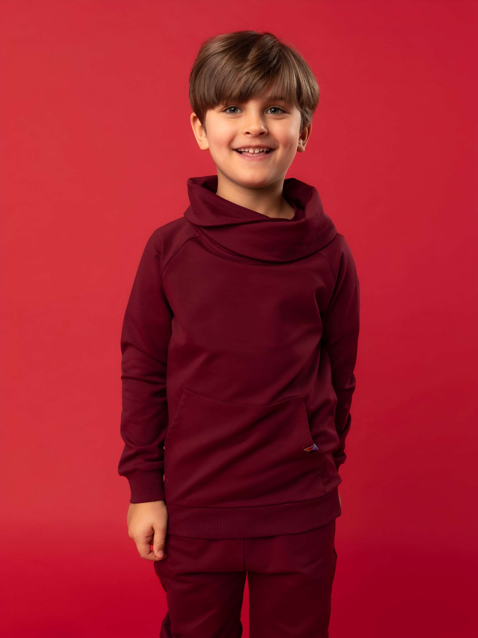 Bordowa bluza z szalem