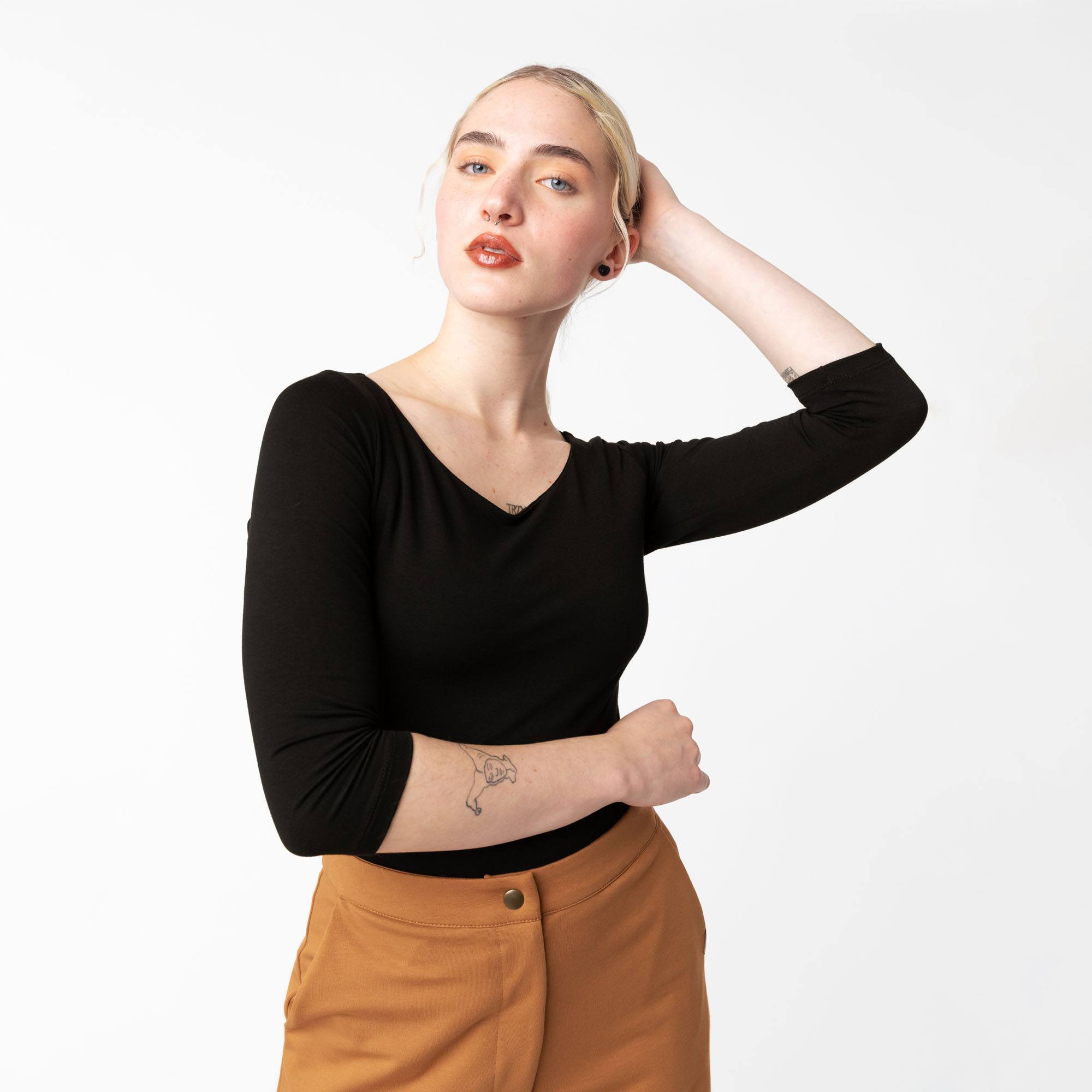 Czarne body z rękawem 3/4 damskie