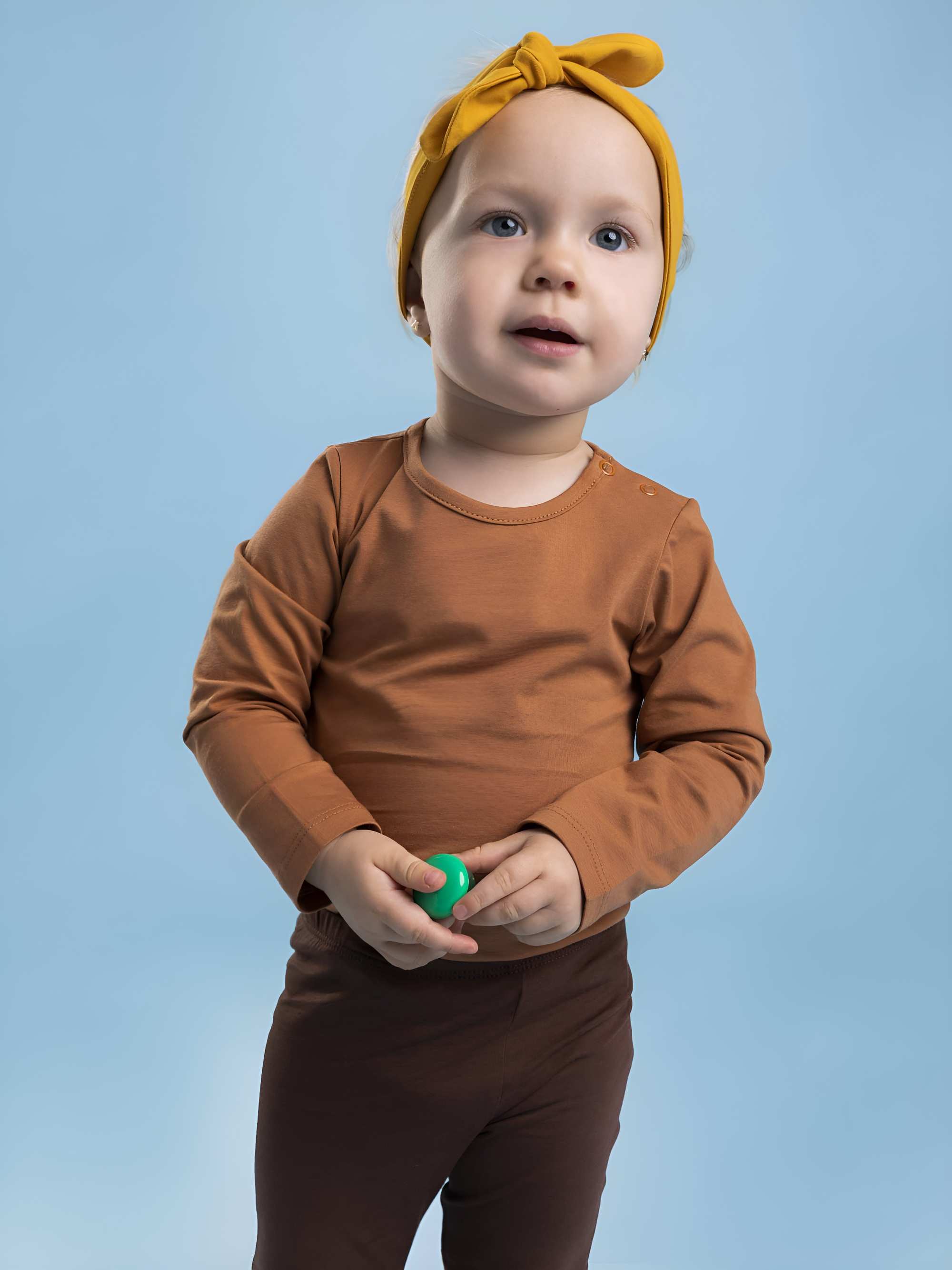 Brązowe legginsy
