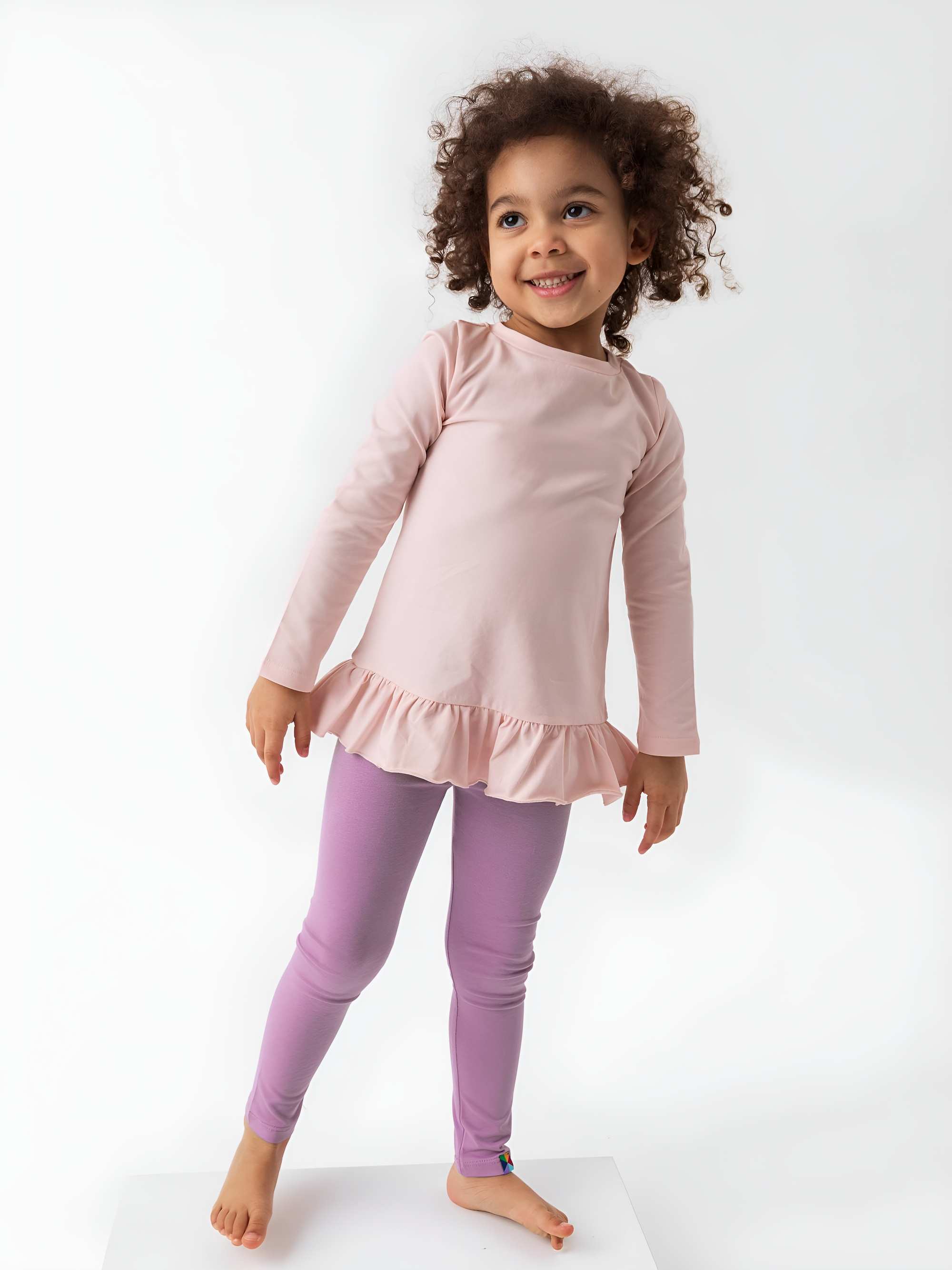 Jasnofioletowe legginsy