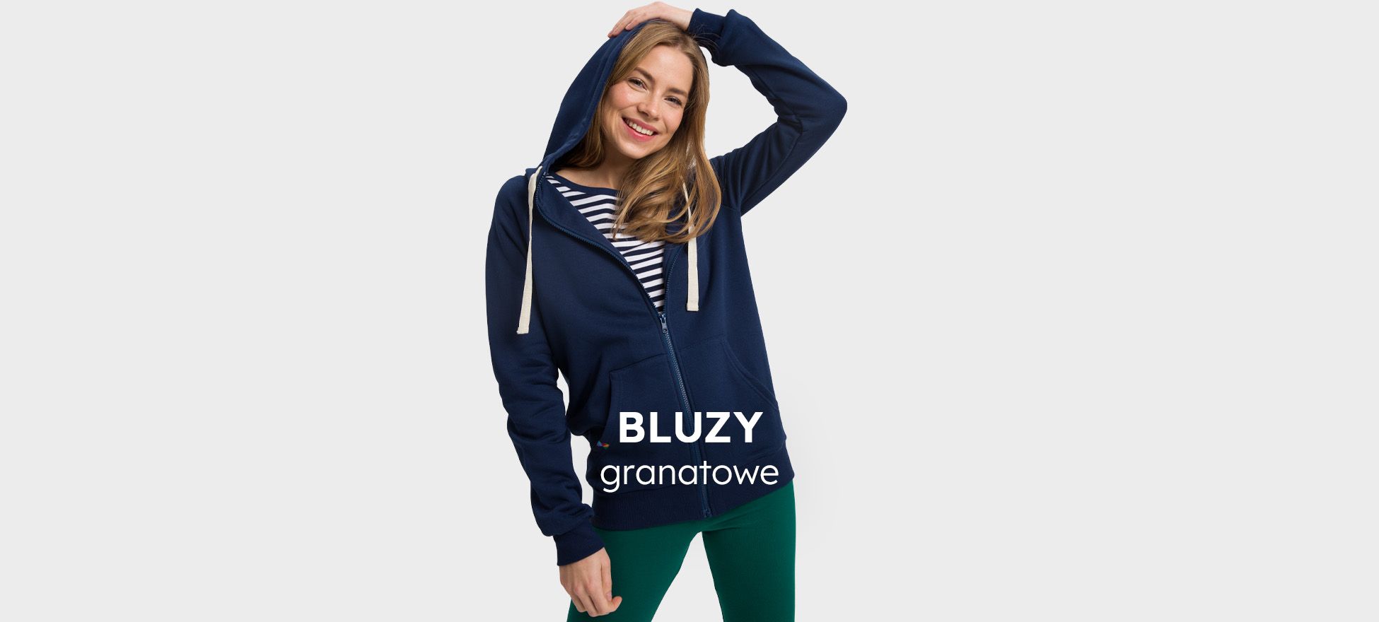 granatowe bluzy