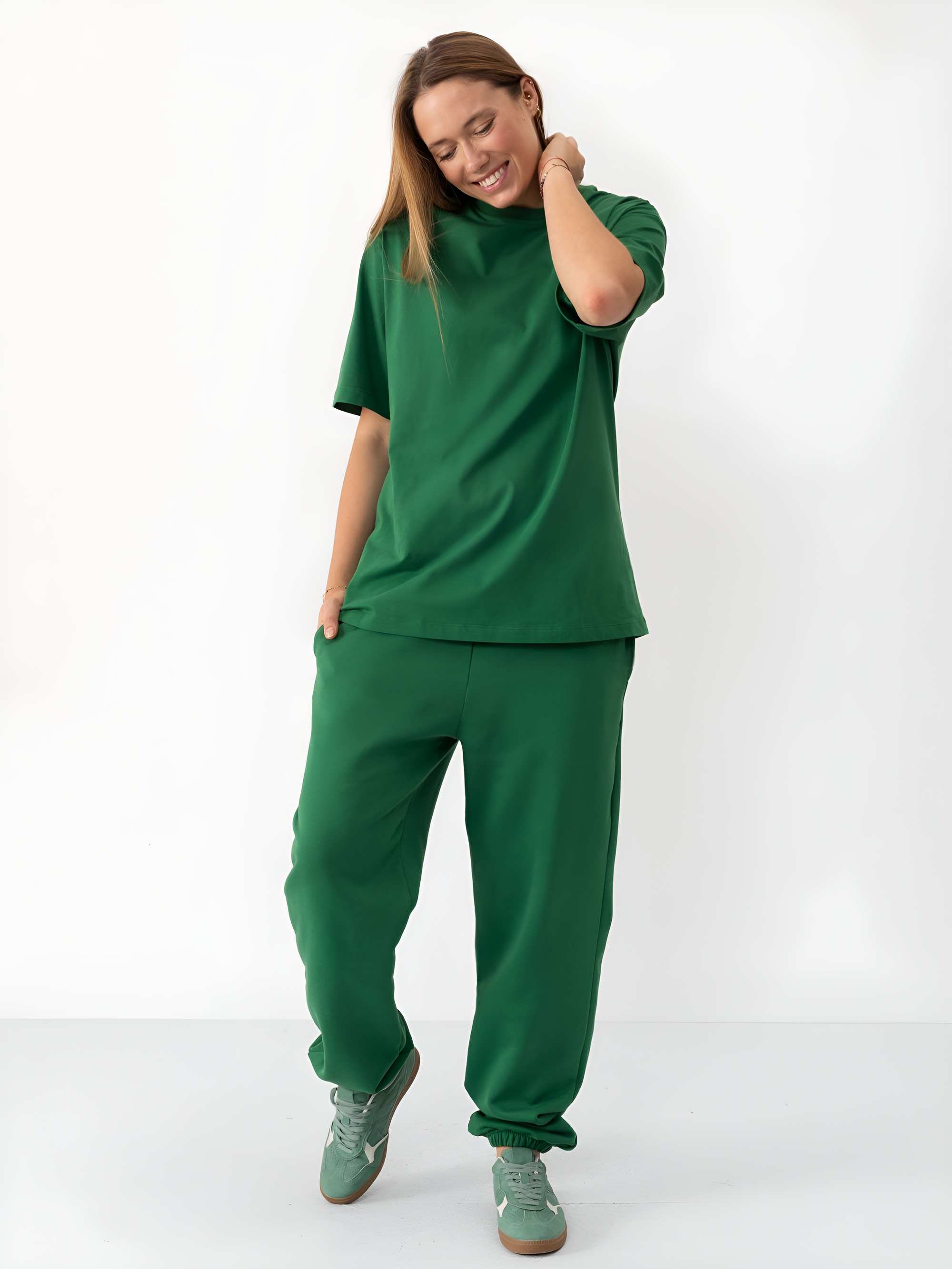 Ciemnozielony T-shirt oversize damski