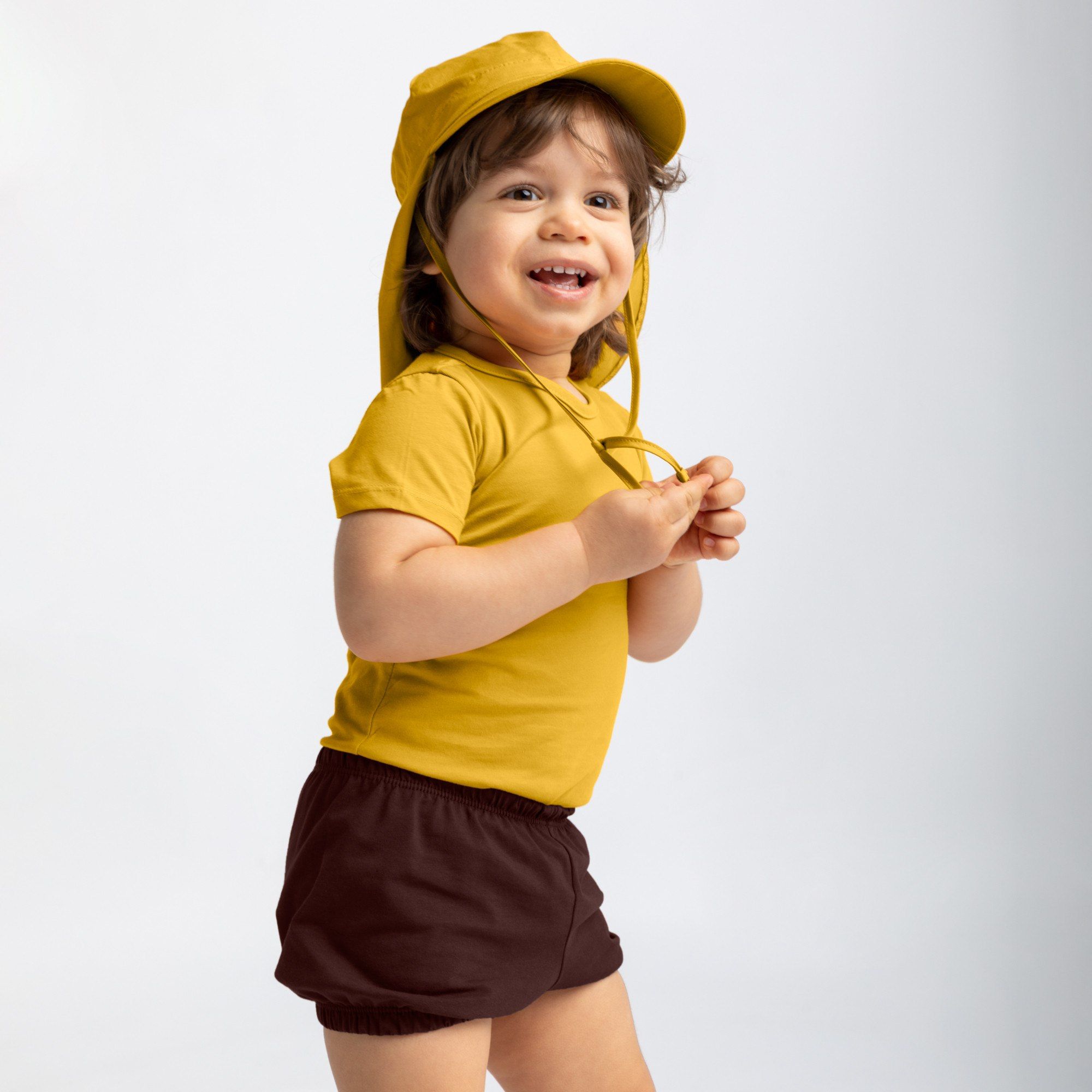 Musztardowa czapka z okapem 6-36 M