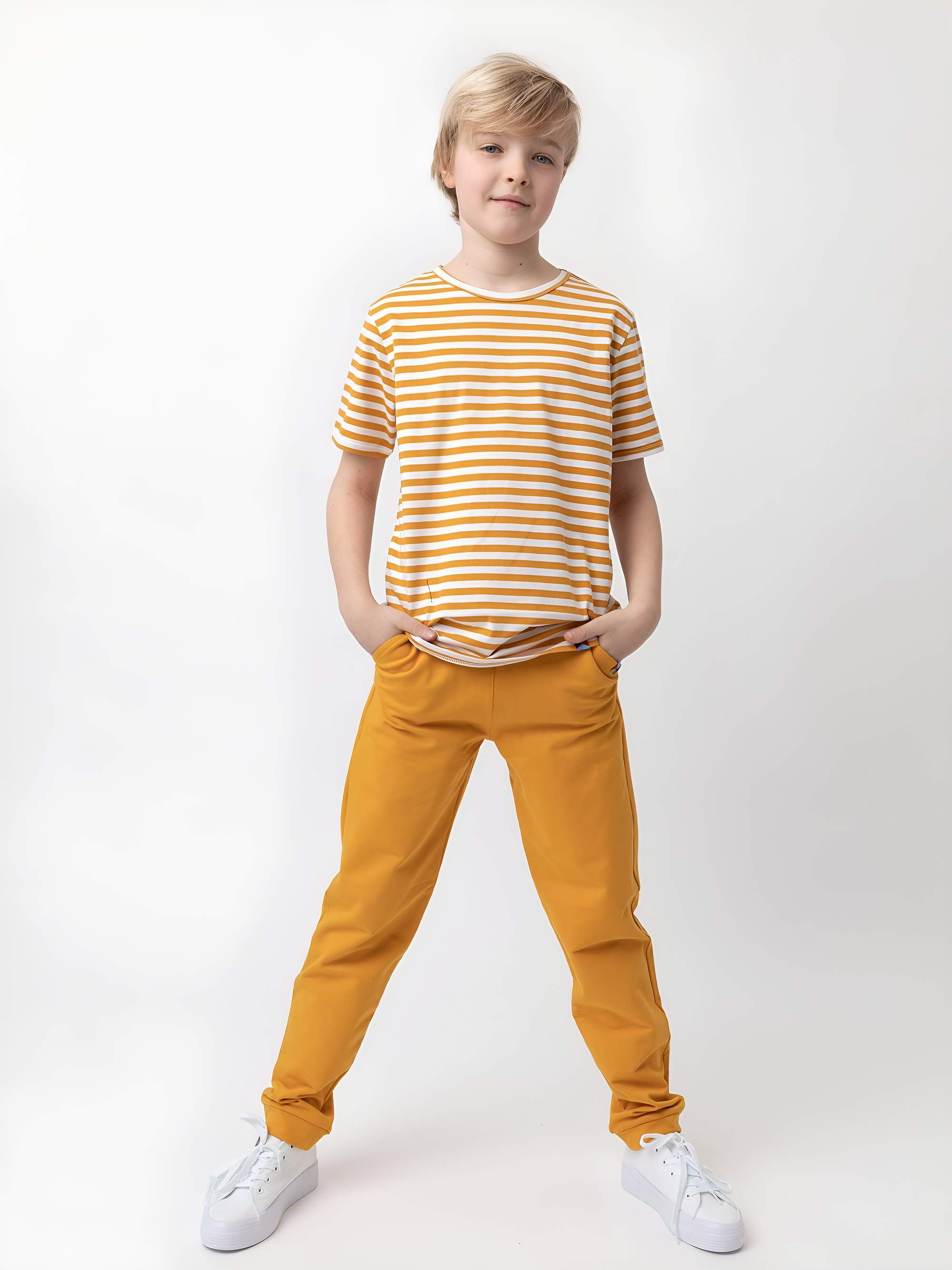 Musztardowe spodnie dresowe Junior