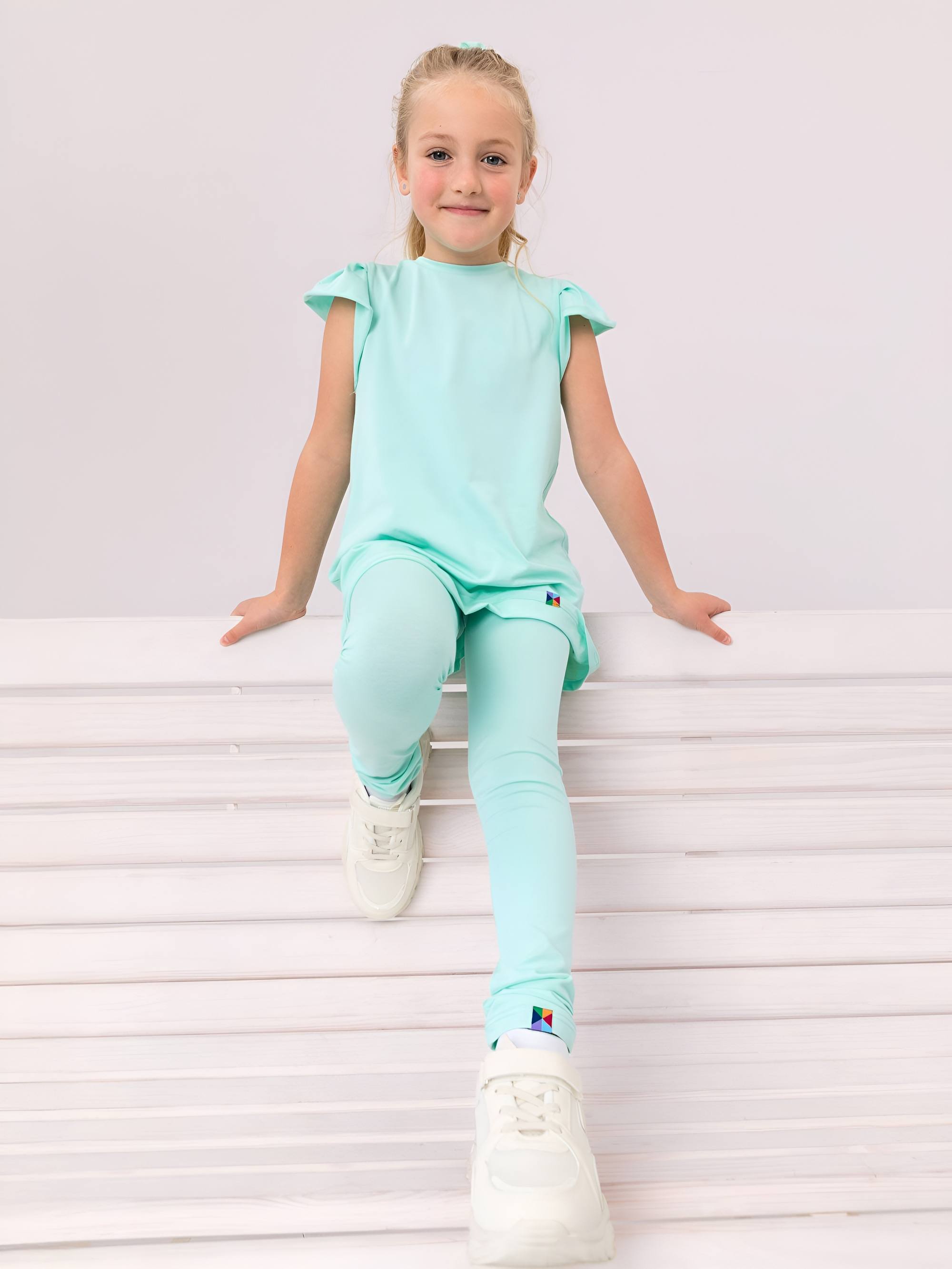Miętowe legginsy