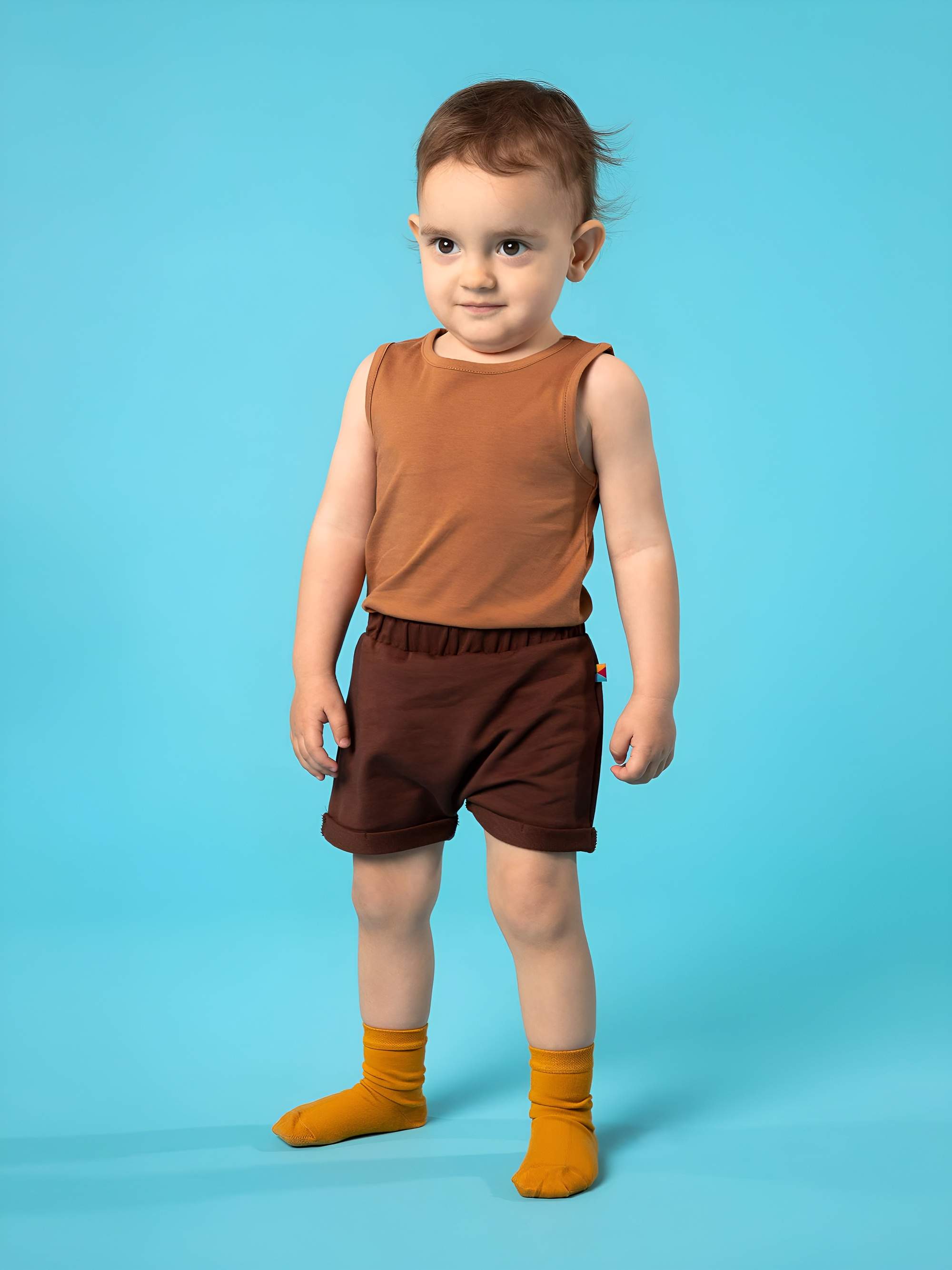 Karmelowe body bez rękawów