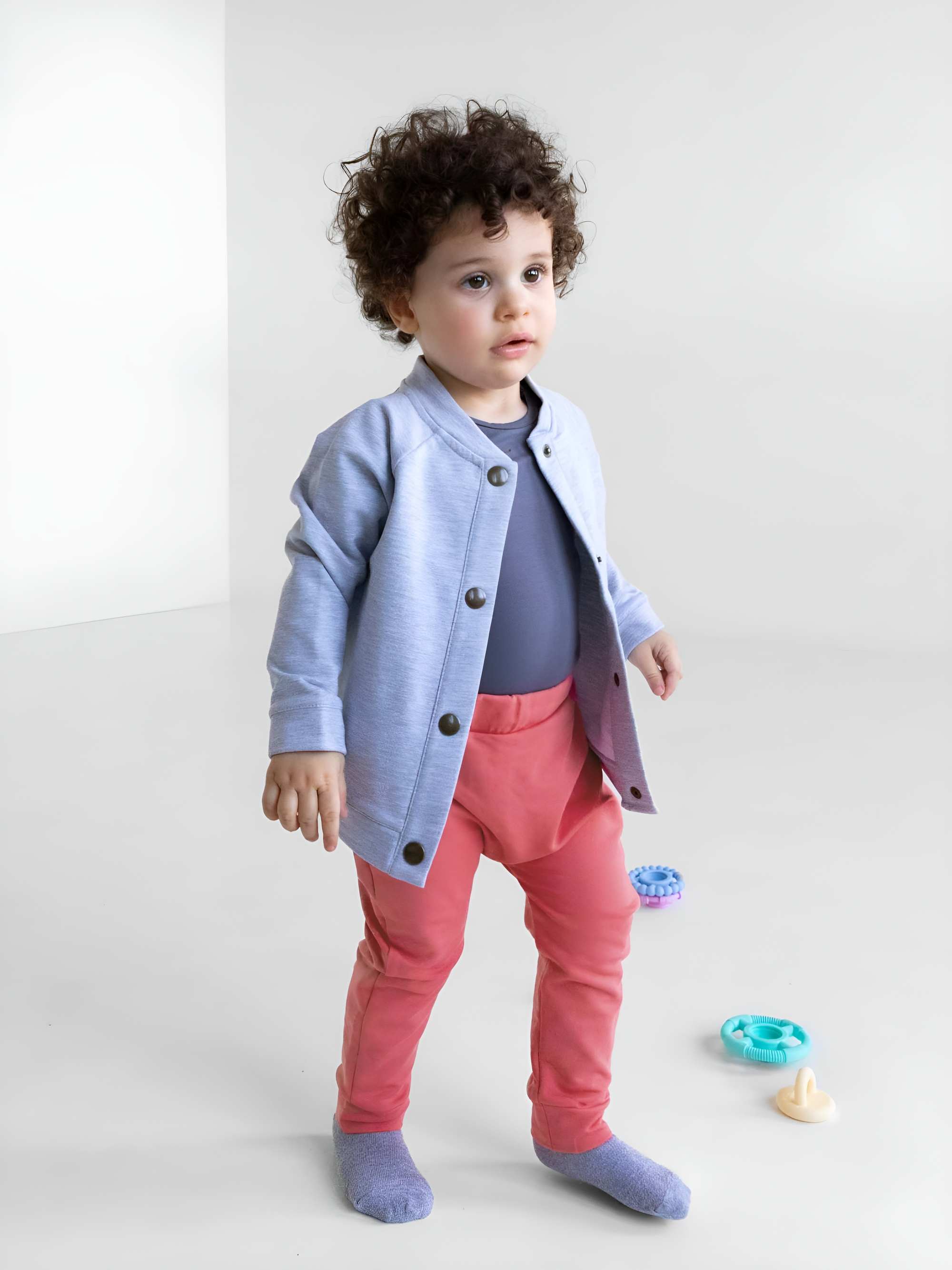 Szara bluza bomber