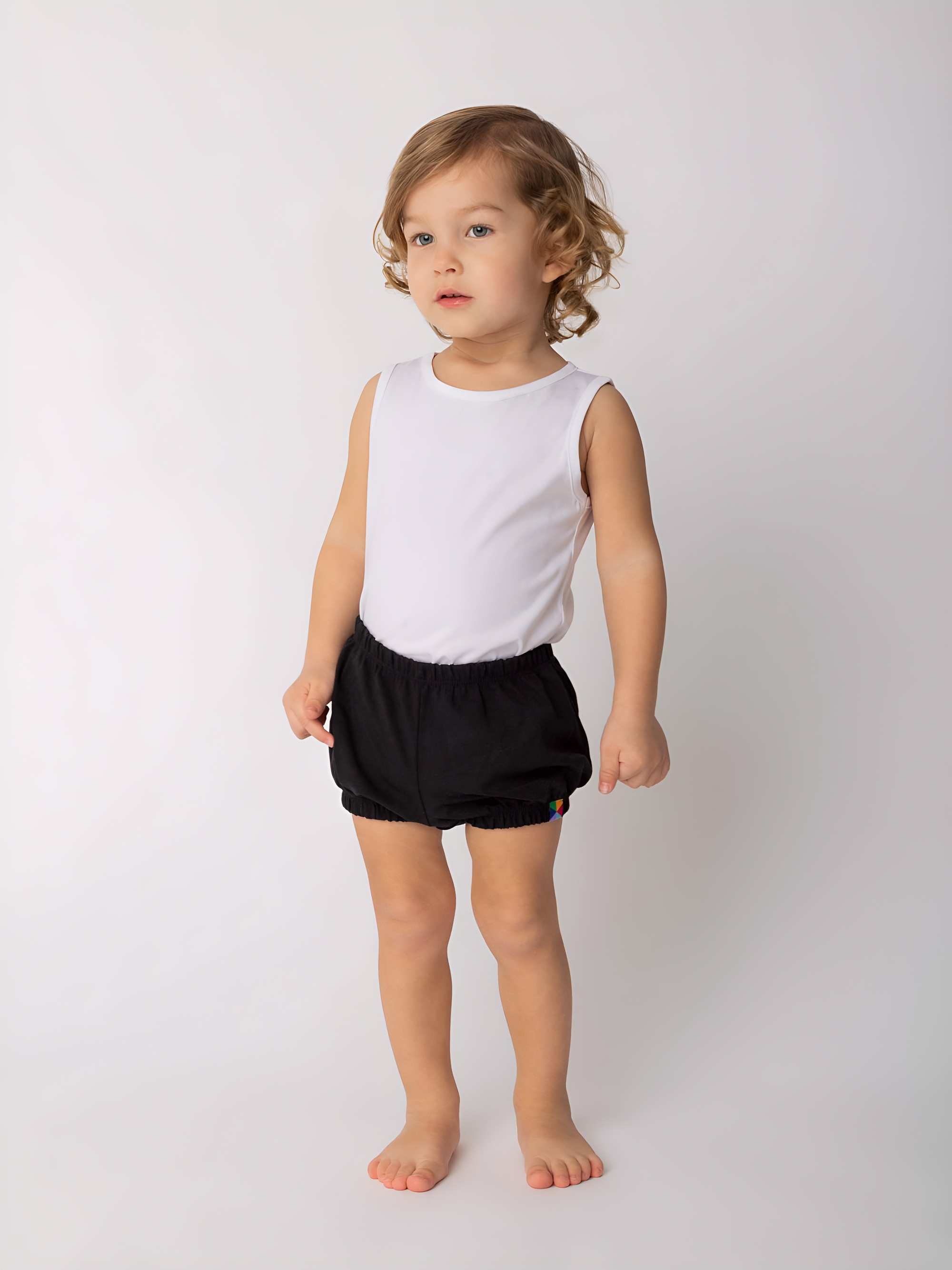 Black bloomers
