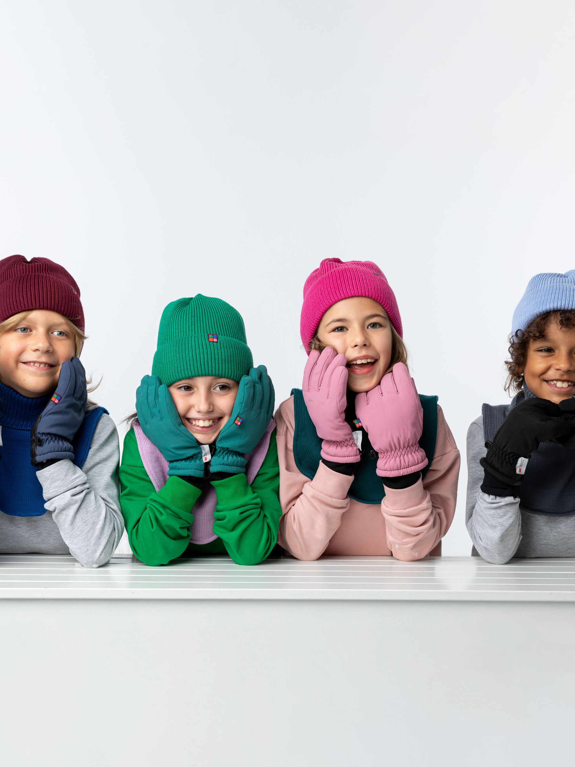 Black winter gloves kids