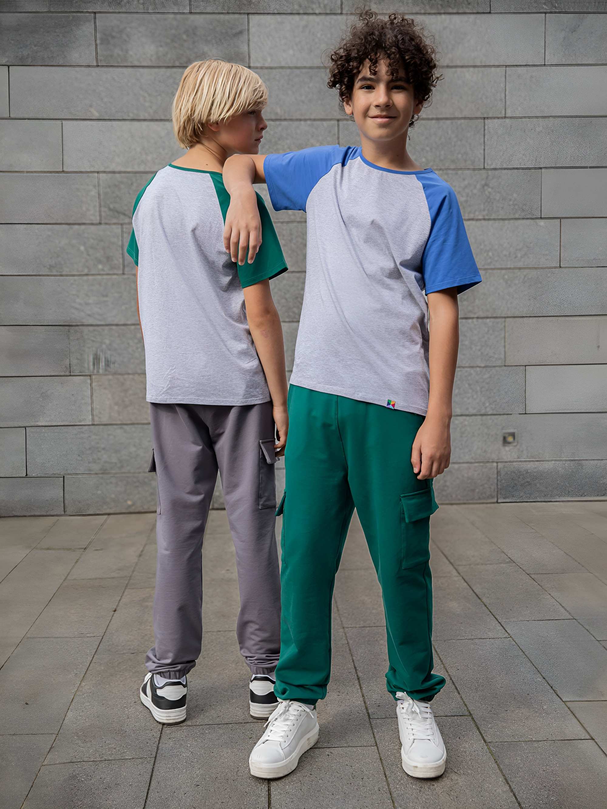 Szaro-butelkowozielona koszulka baseball z krótkim rękawem Junior