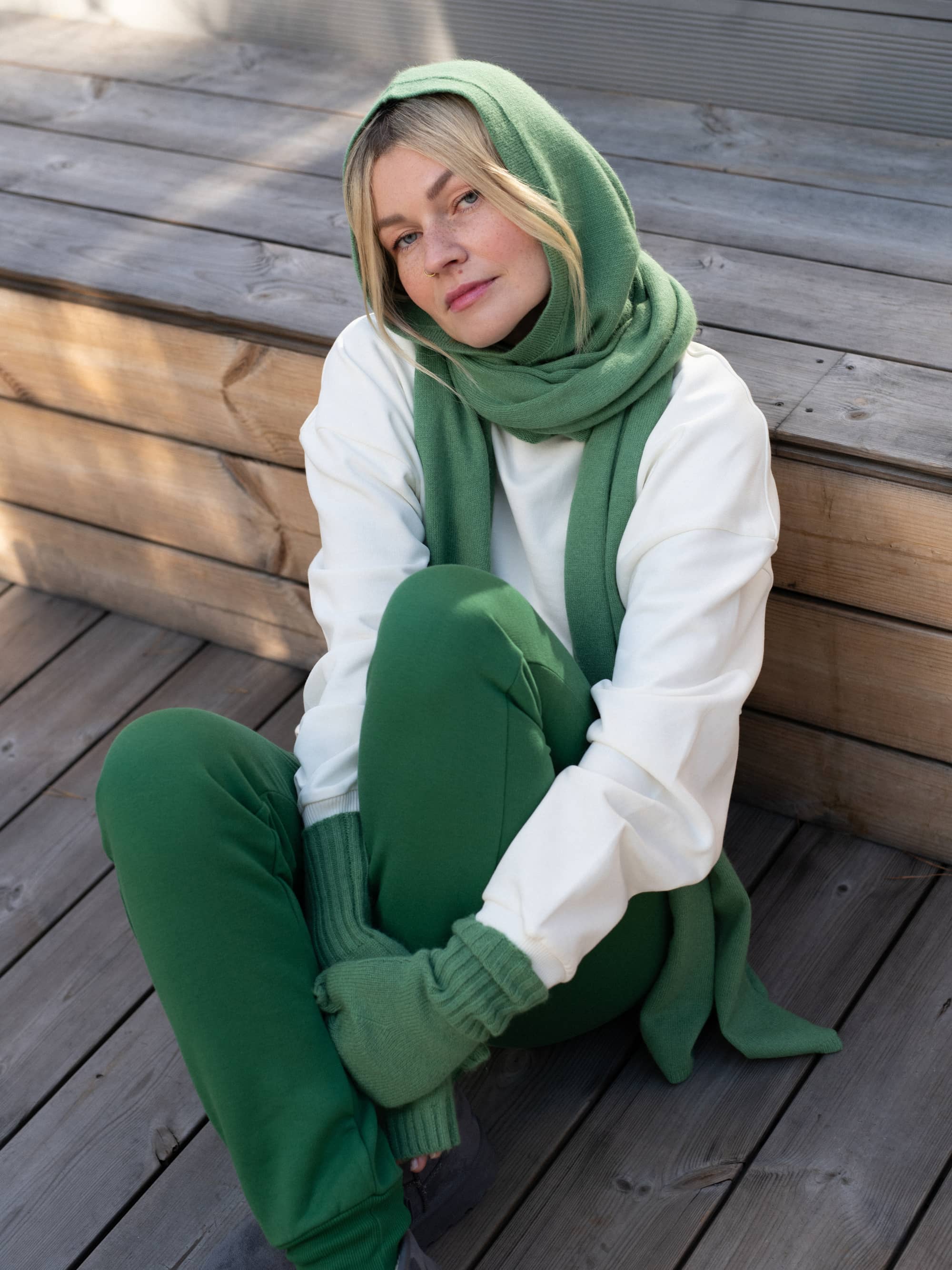 Green cashmere wool balaclava with cashmere