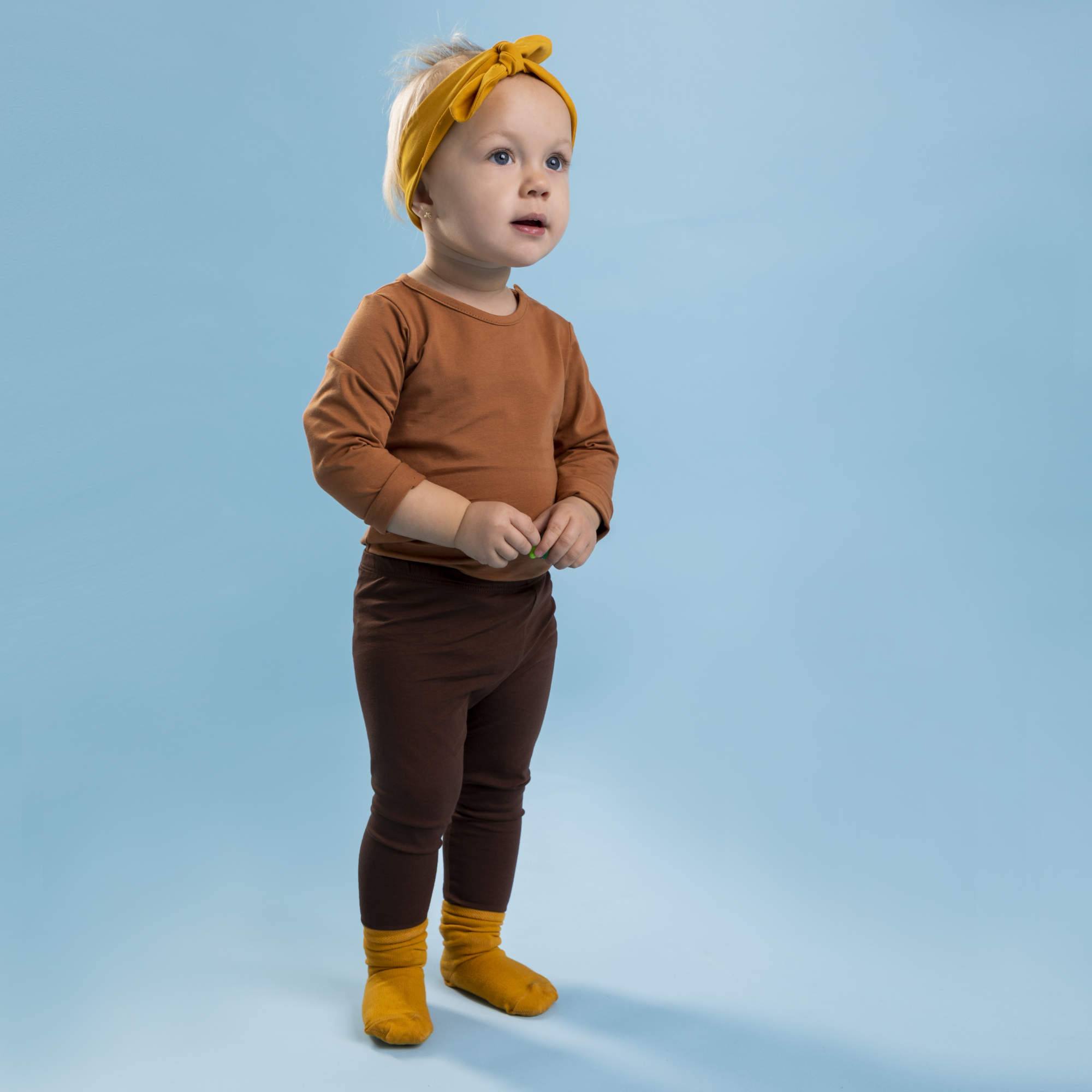 Brązowe legginsy