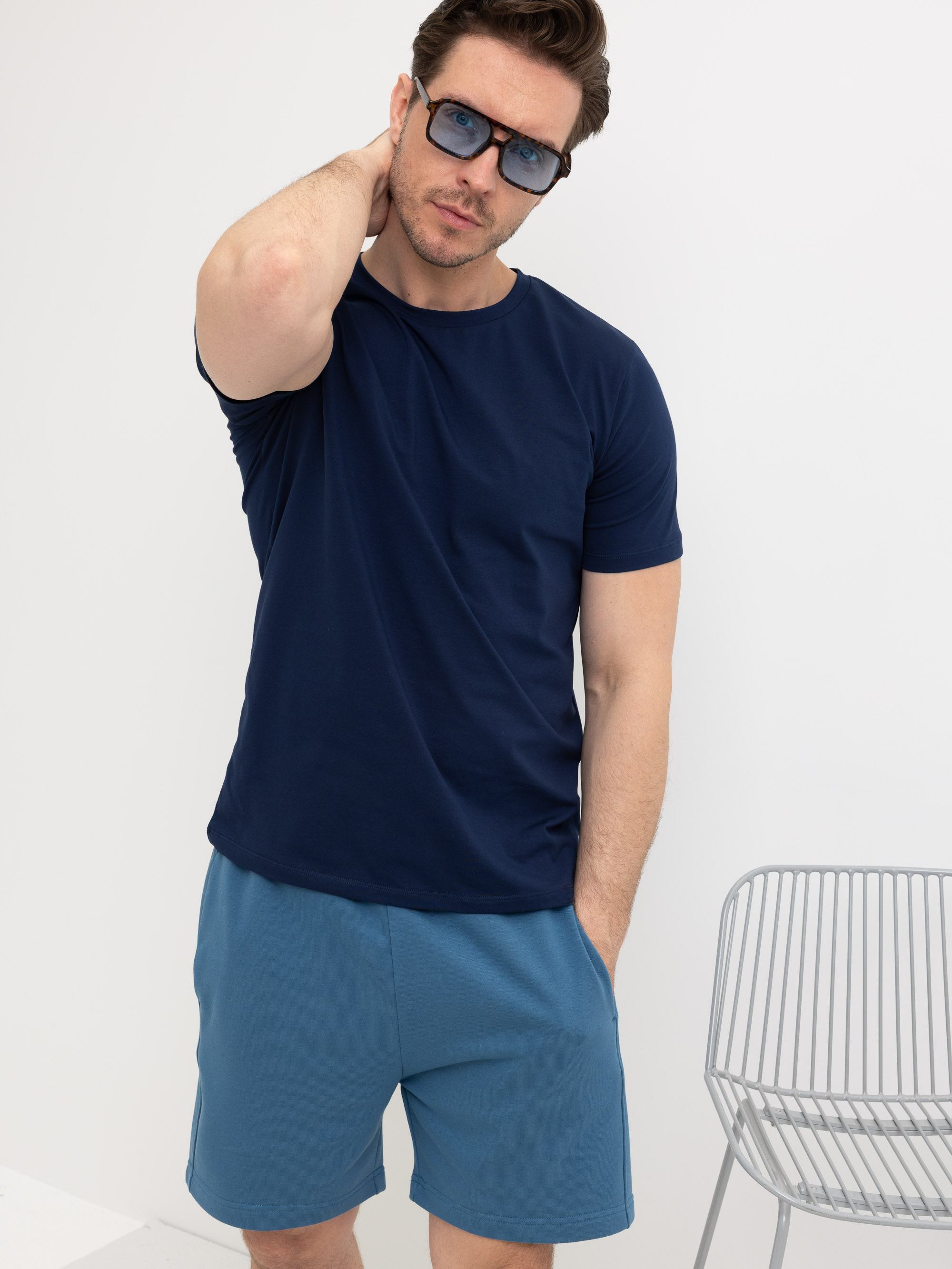 Granatowy T-shirt męski