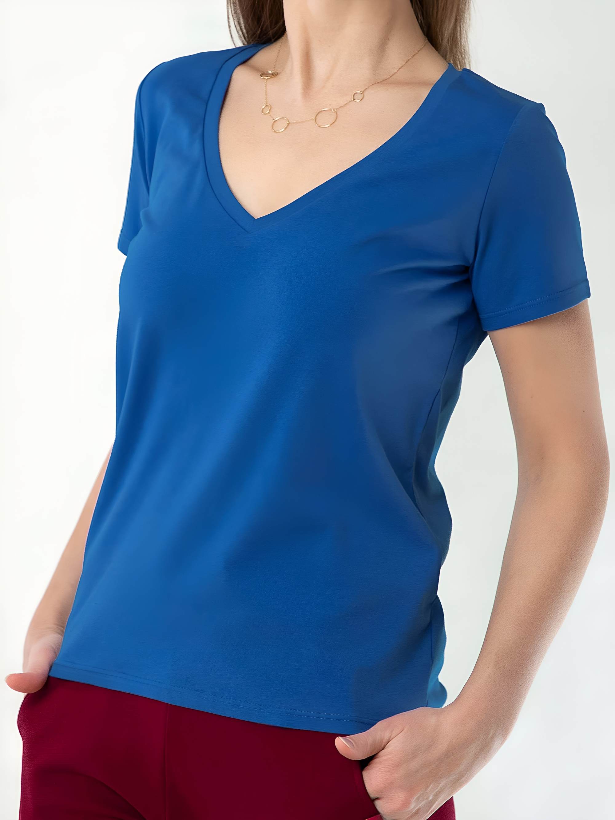 Niebieski T-shirt damski