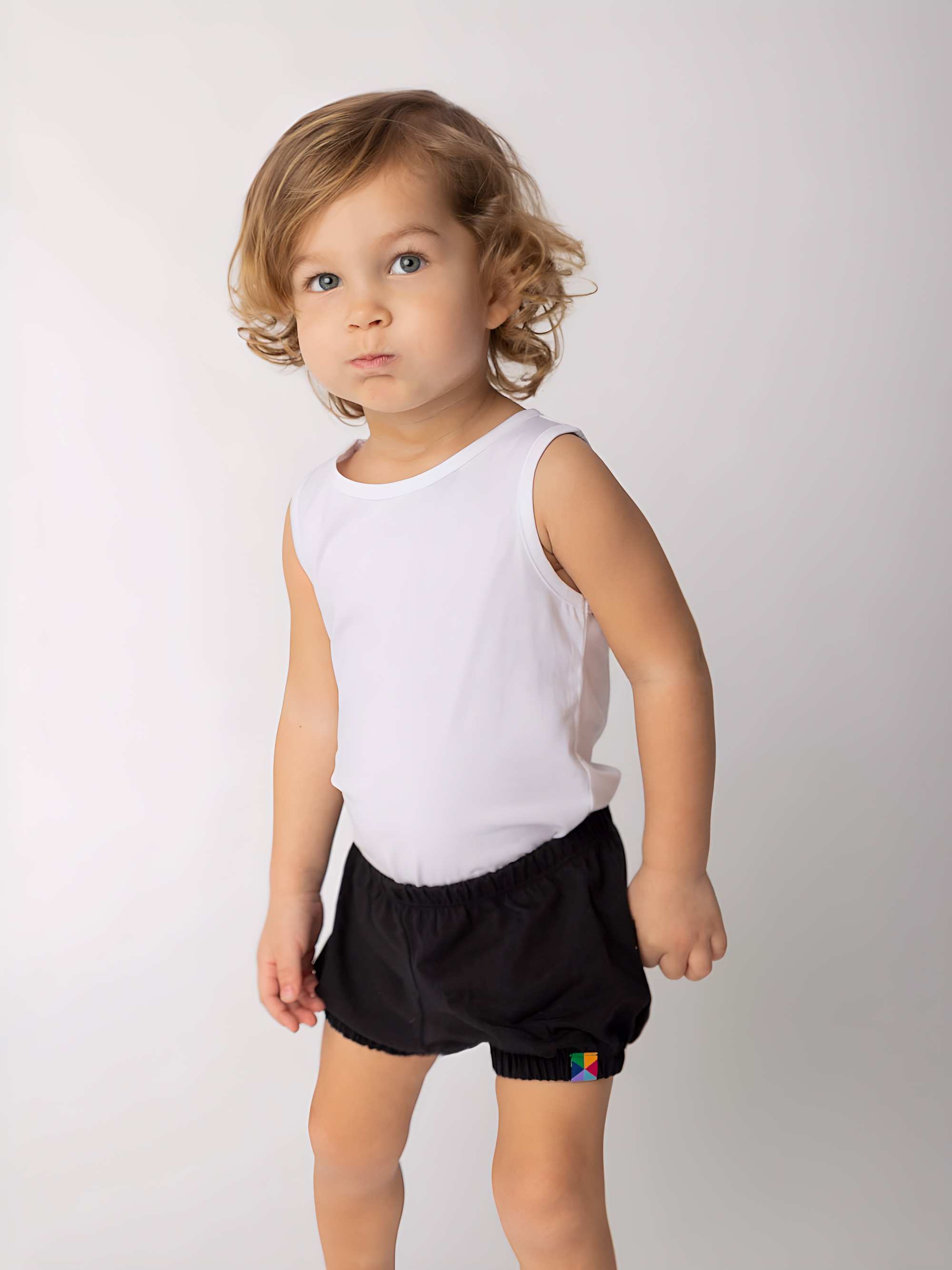 Black bloomers