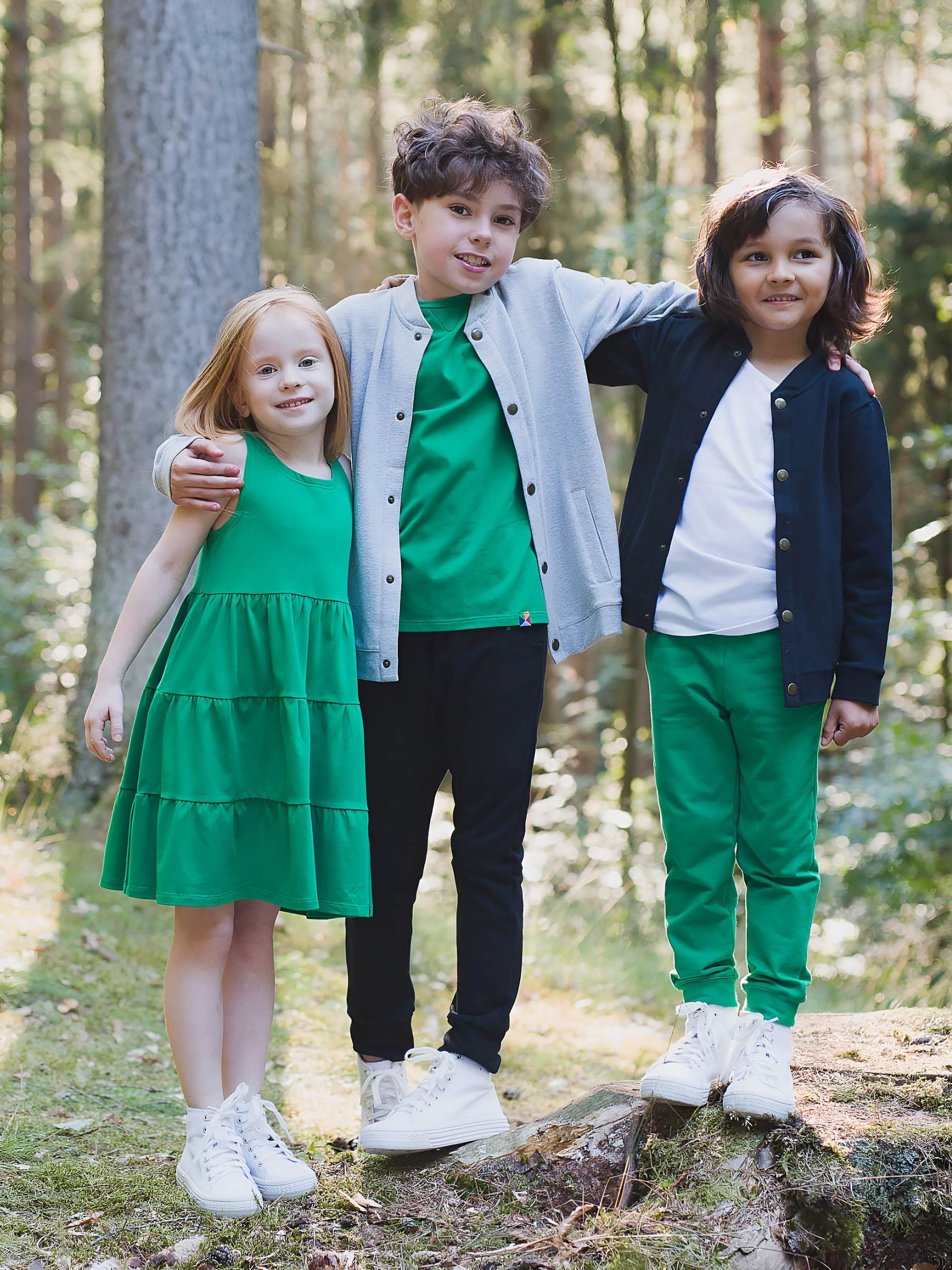 Green sleeveless dress