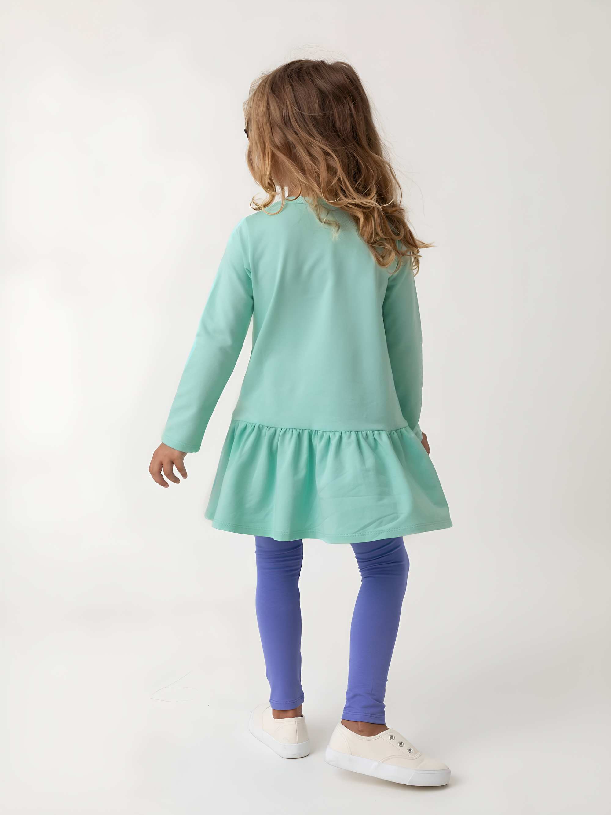 Barwinkowe legginsy