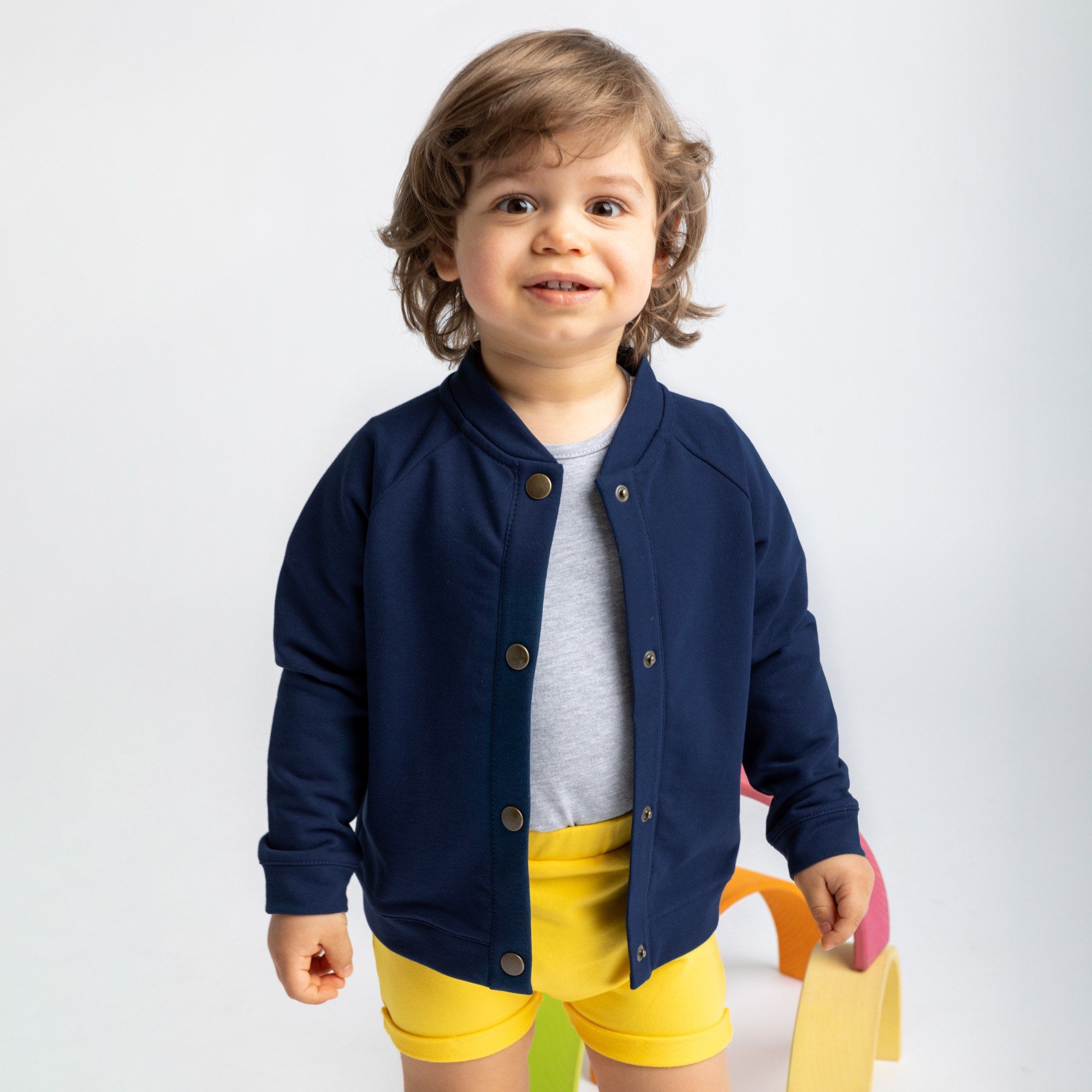 Granatowa bluza bomber
