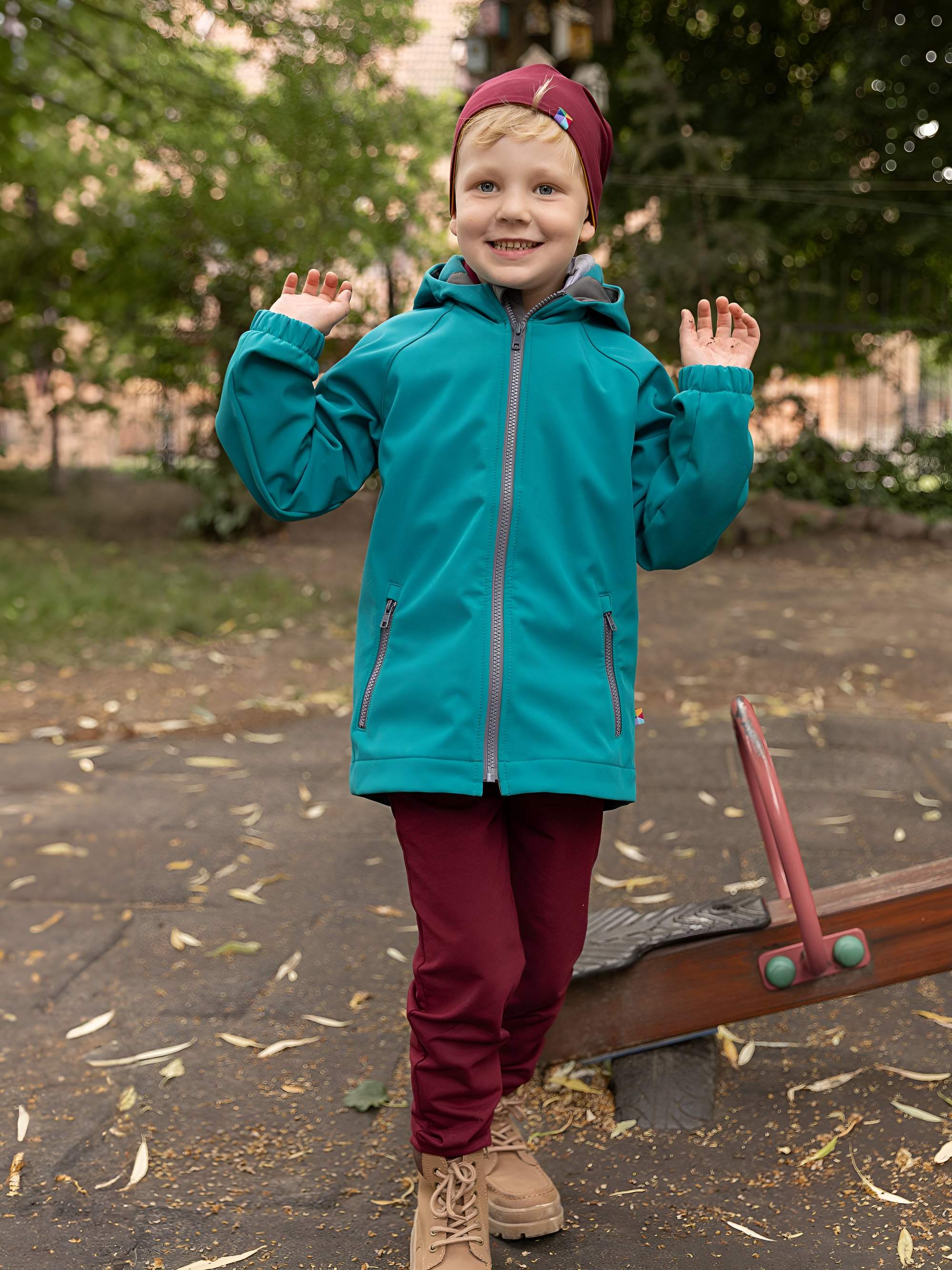 Turkusowa kurtka softshell