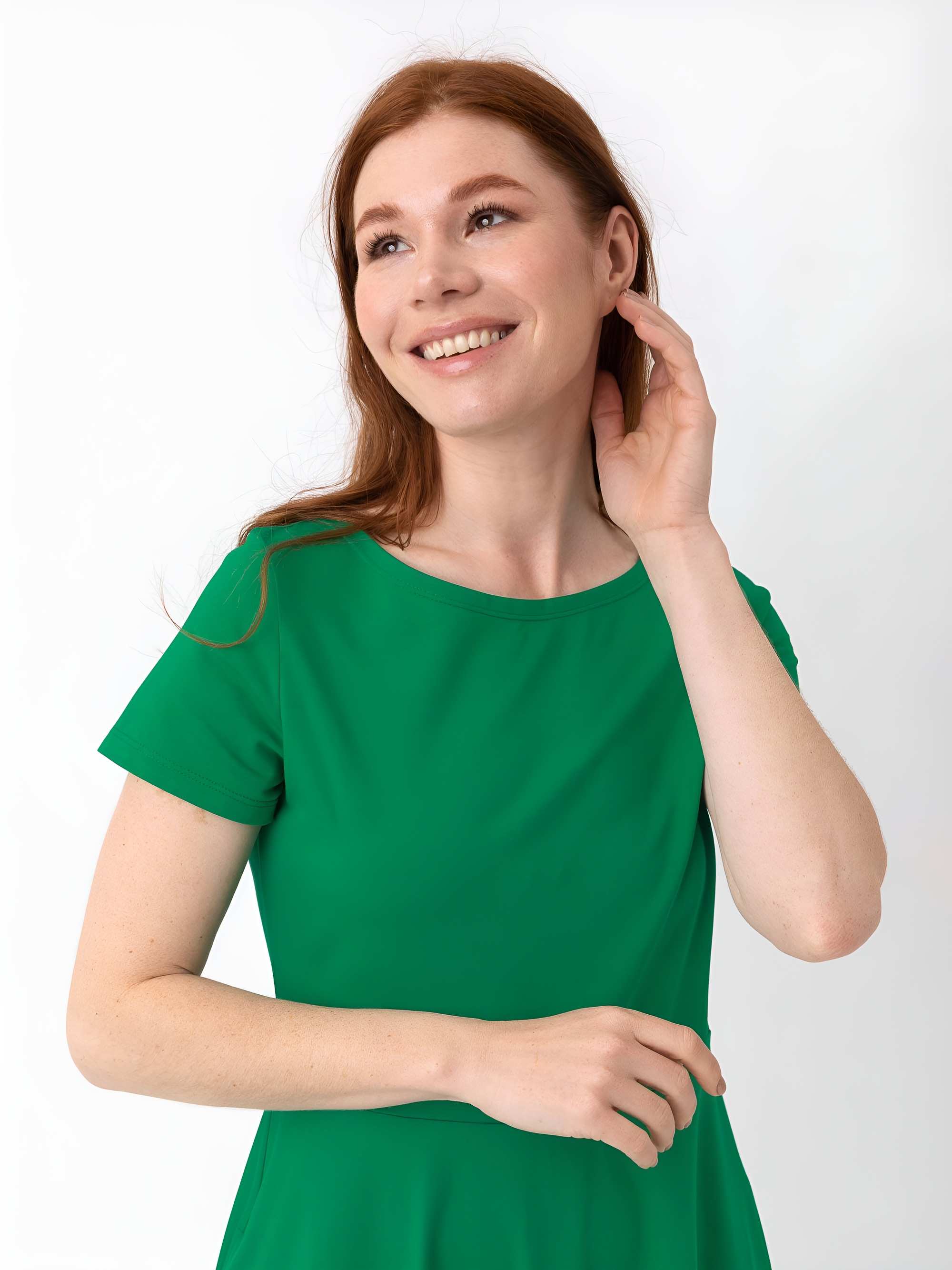 Green knee-length dress Women