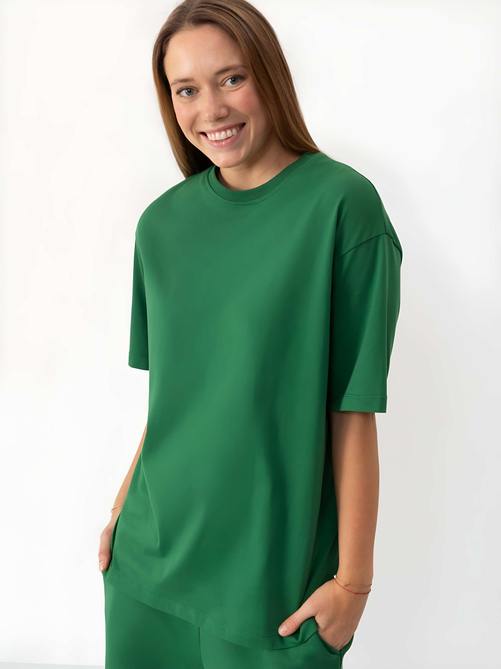 Ciemnozielony T-shirt oversize damski