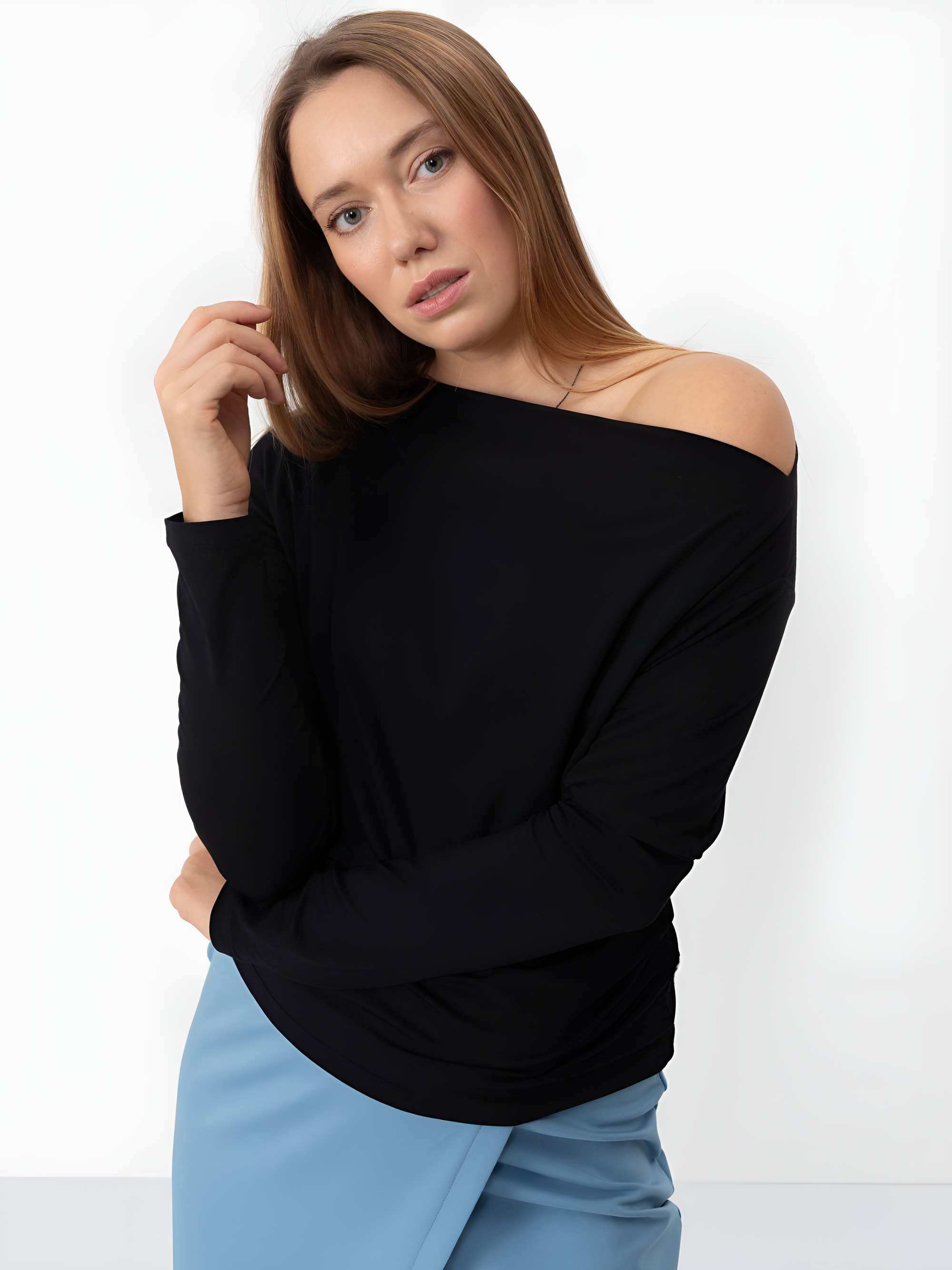 Black boat-neck blouse Women