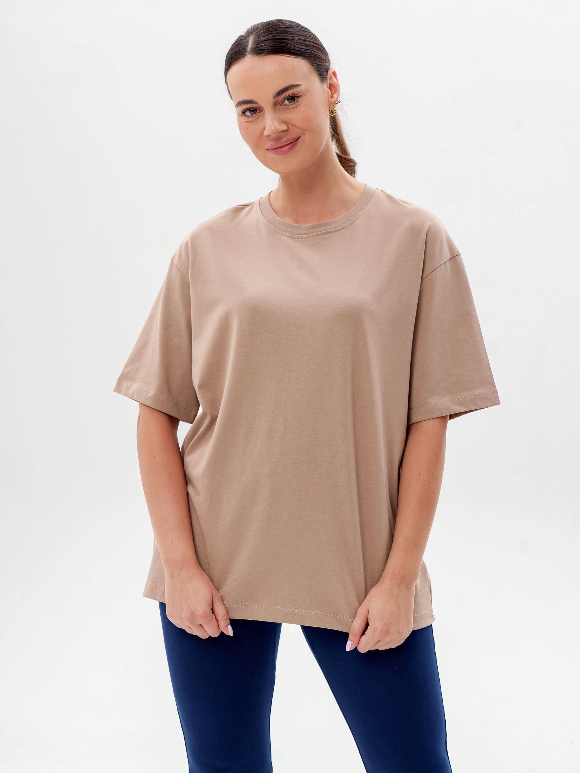 Mocha mousse T-shirt oversize damski