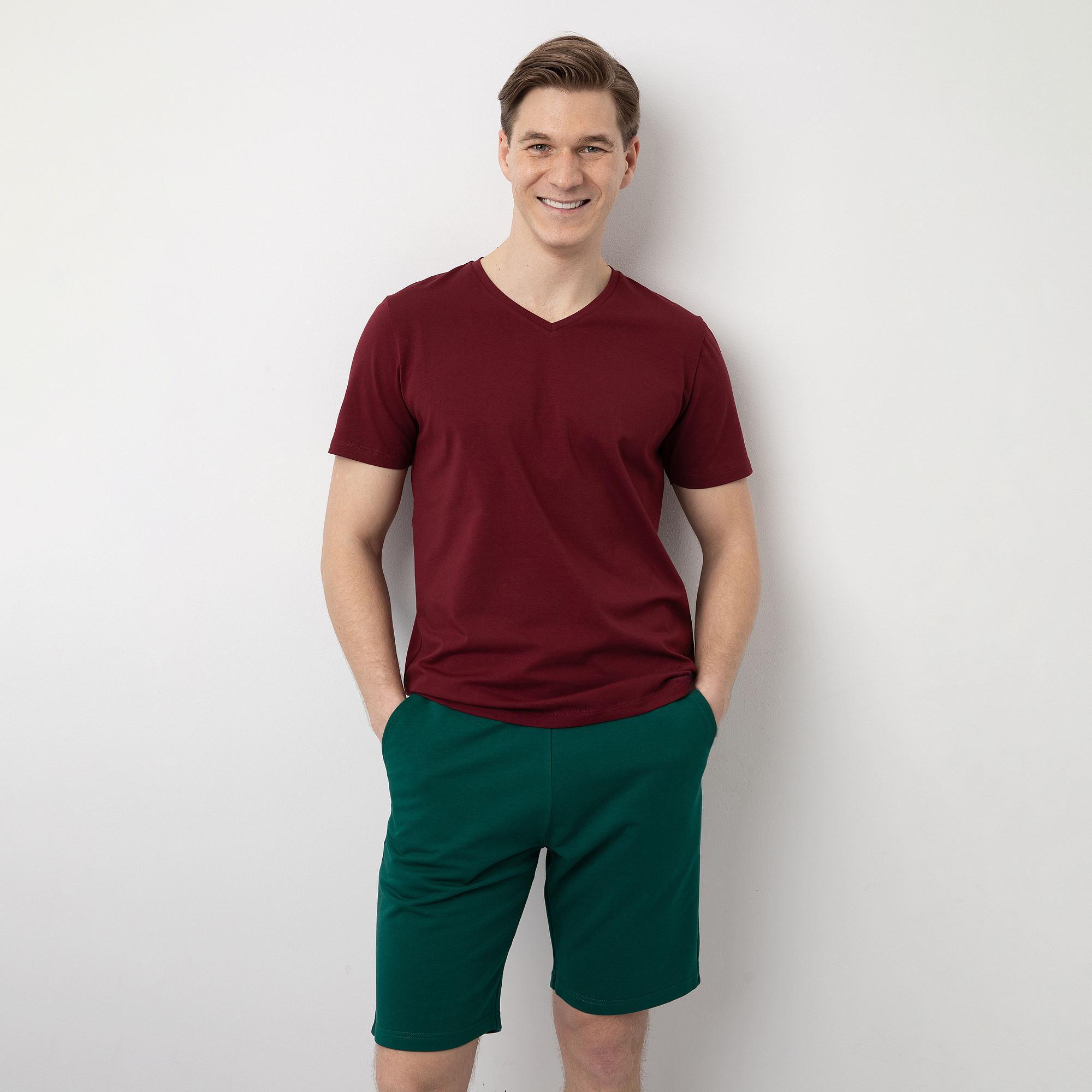 Bordowy t-shirt w serek męski