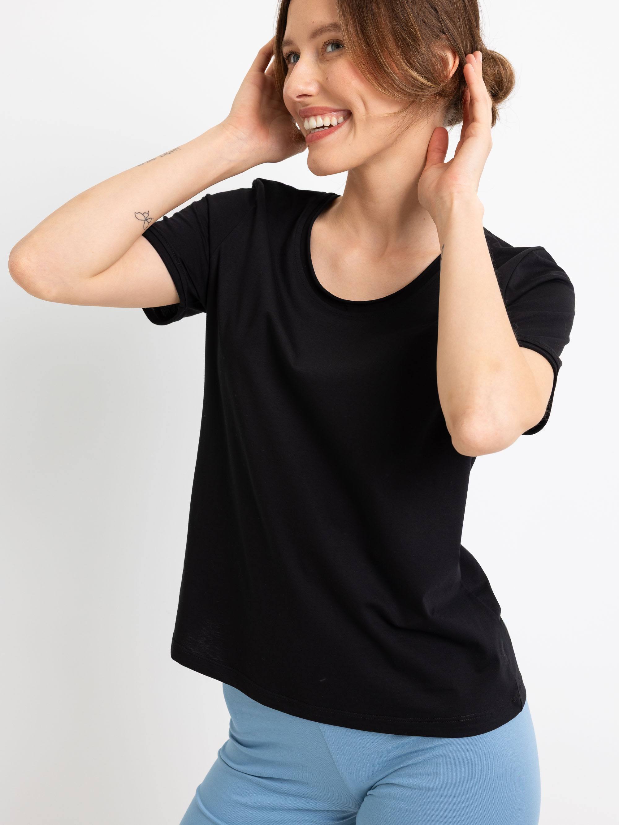 Czarny T-shirt z cienkiej dzianiny damski