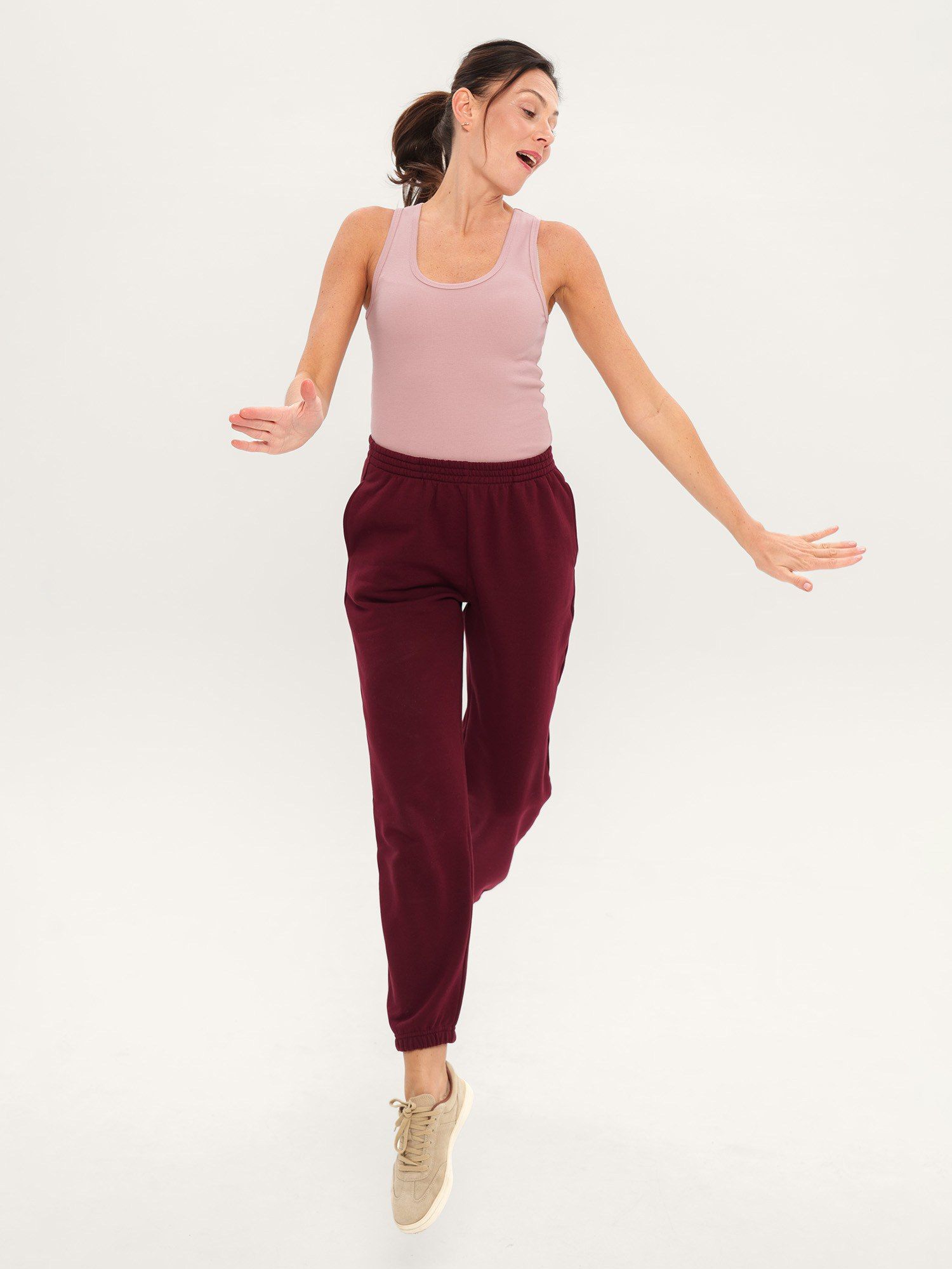 Burgundy Pants with elasticated cuffs Women