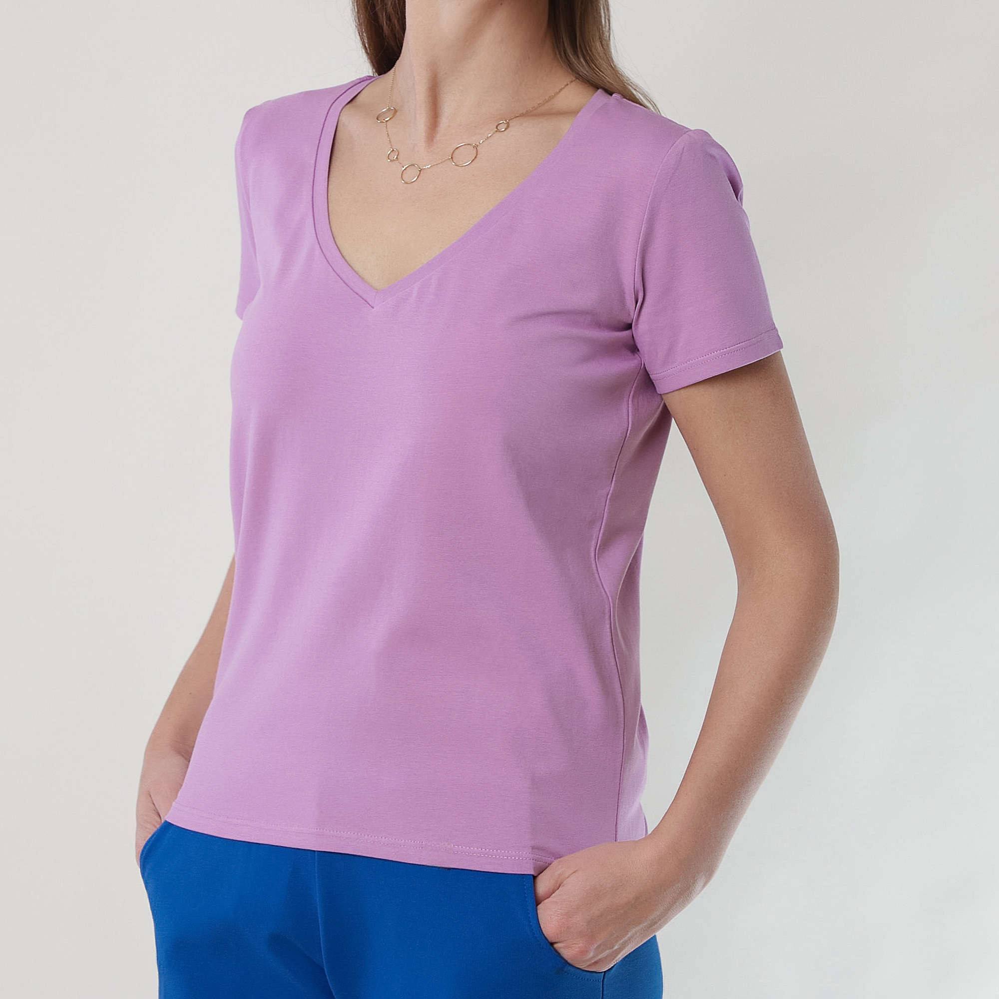 Jasnofioletowy T-shirt damski