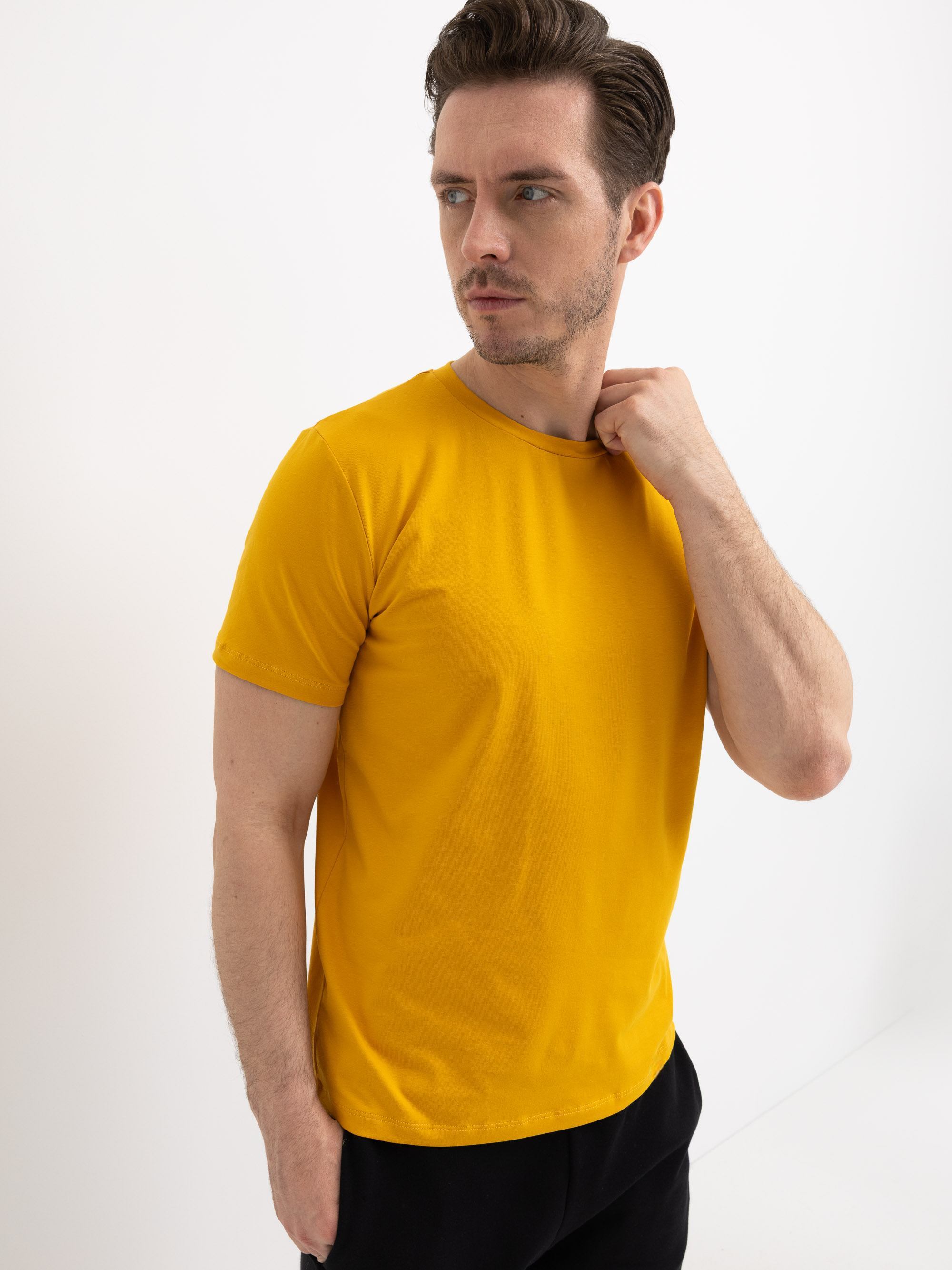 Musztardowy T-shirt męski