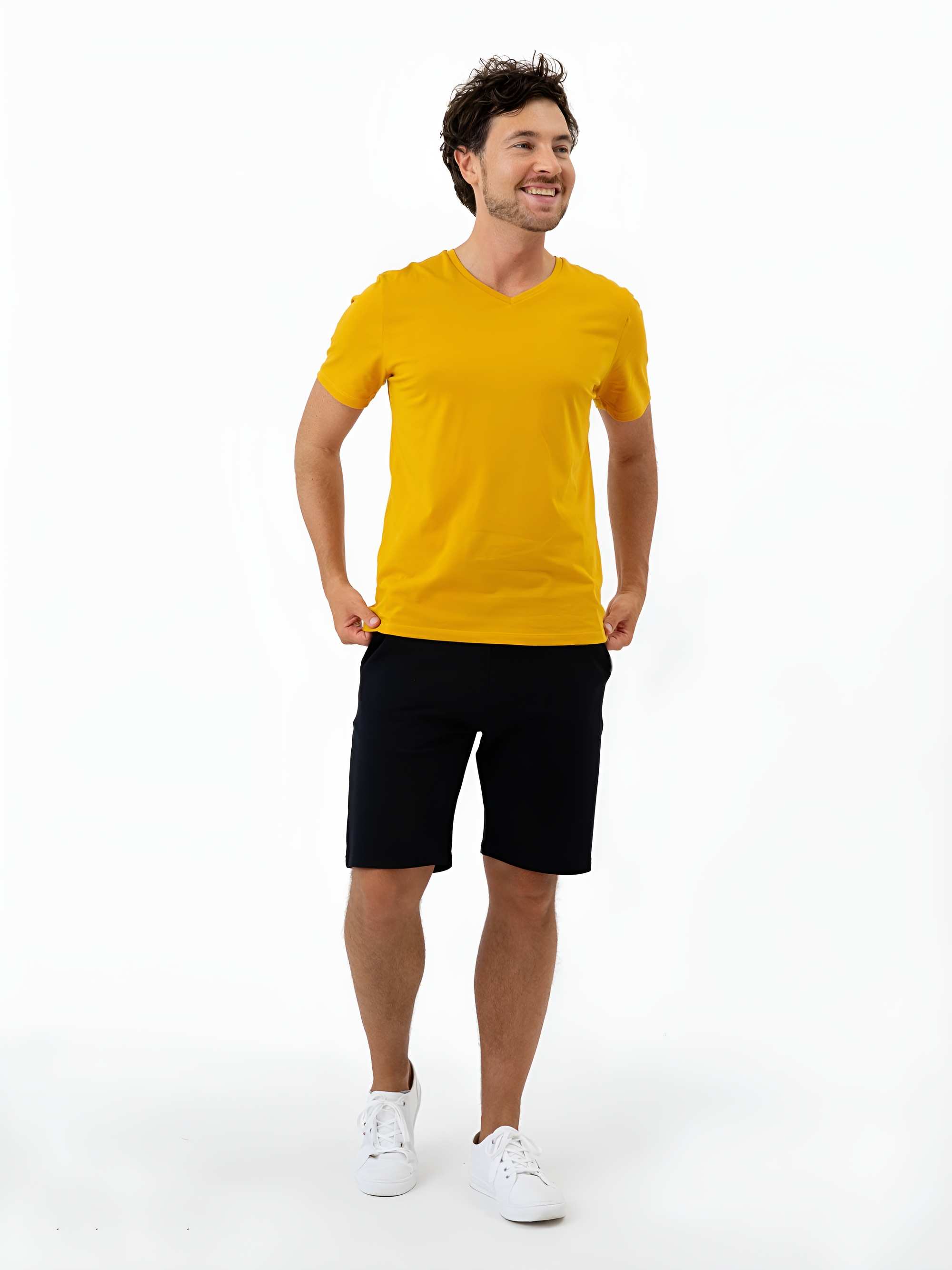 Musztardowy T-shirt w serek męski