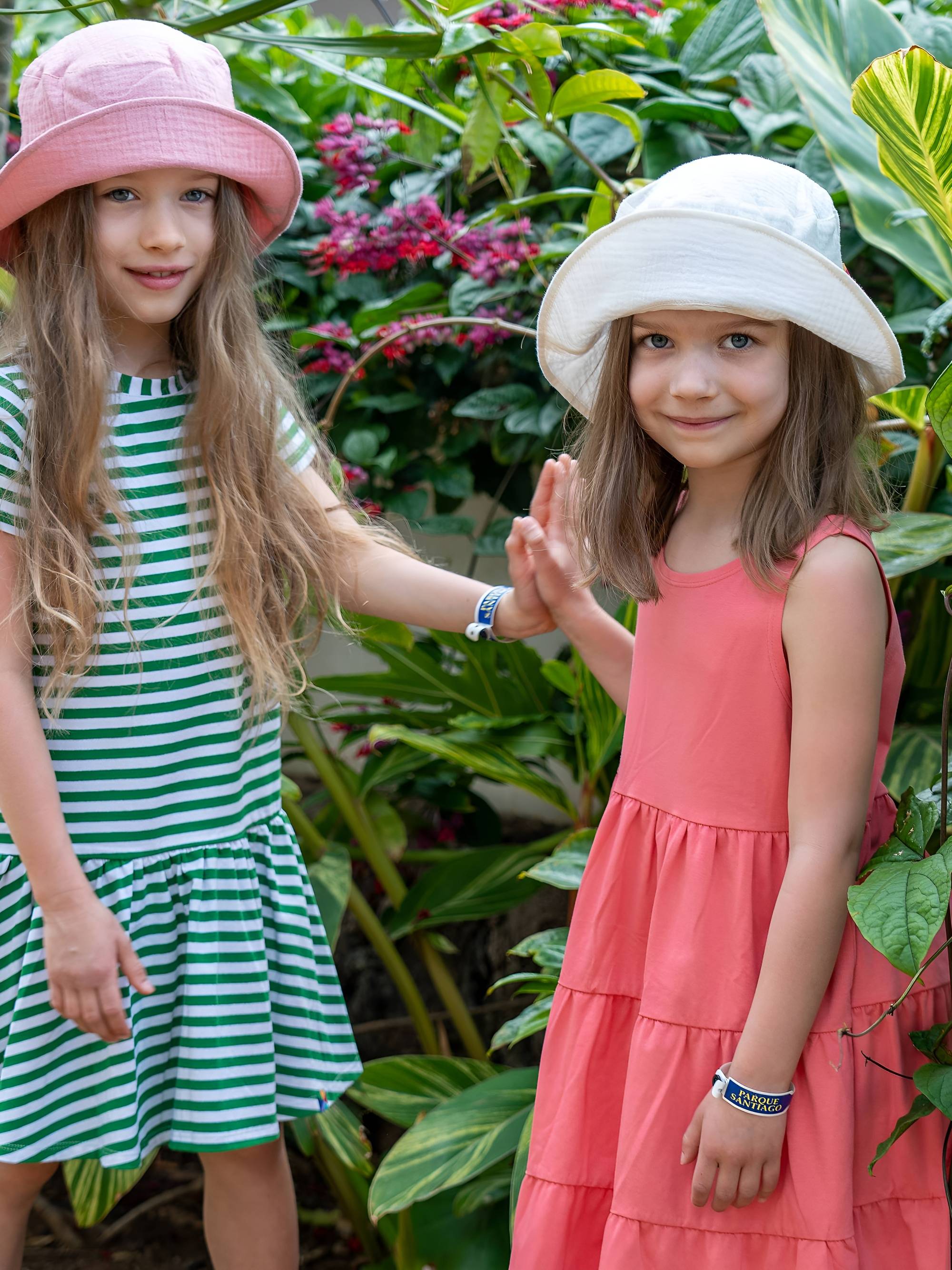 Coral sleeveless dress