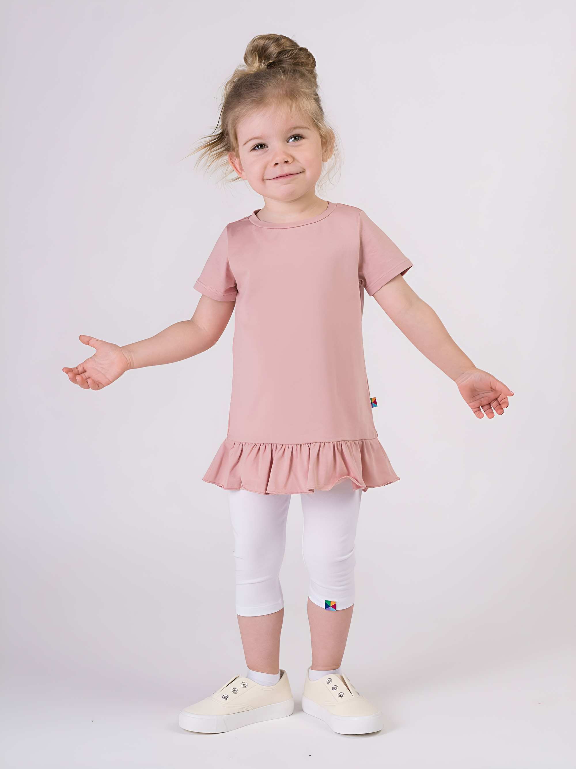 Białe legginsy 3/4