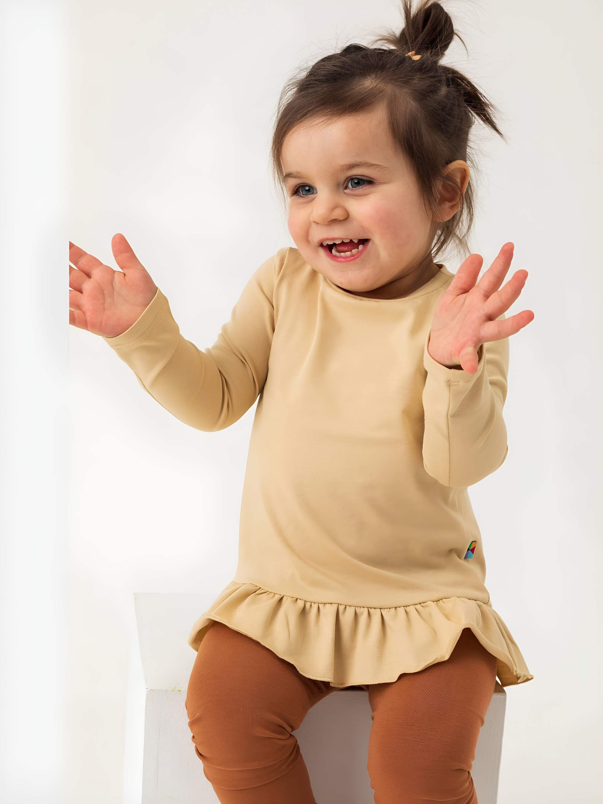 Karmelowe legginsy