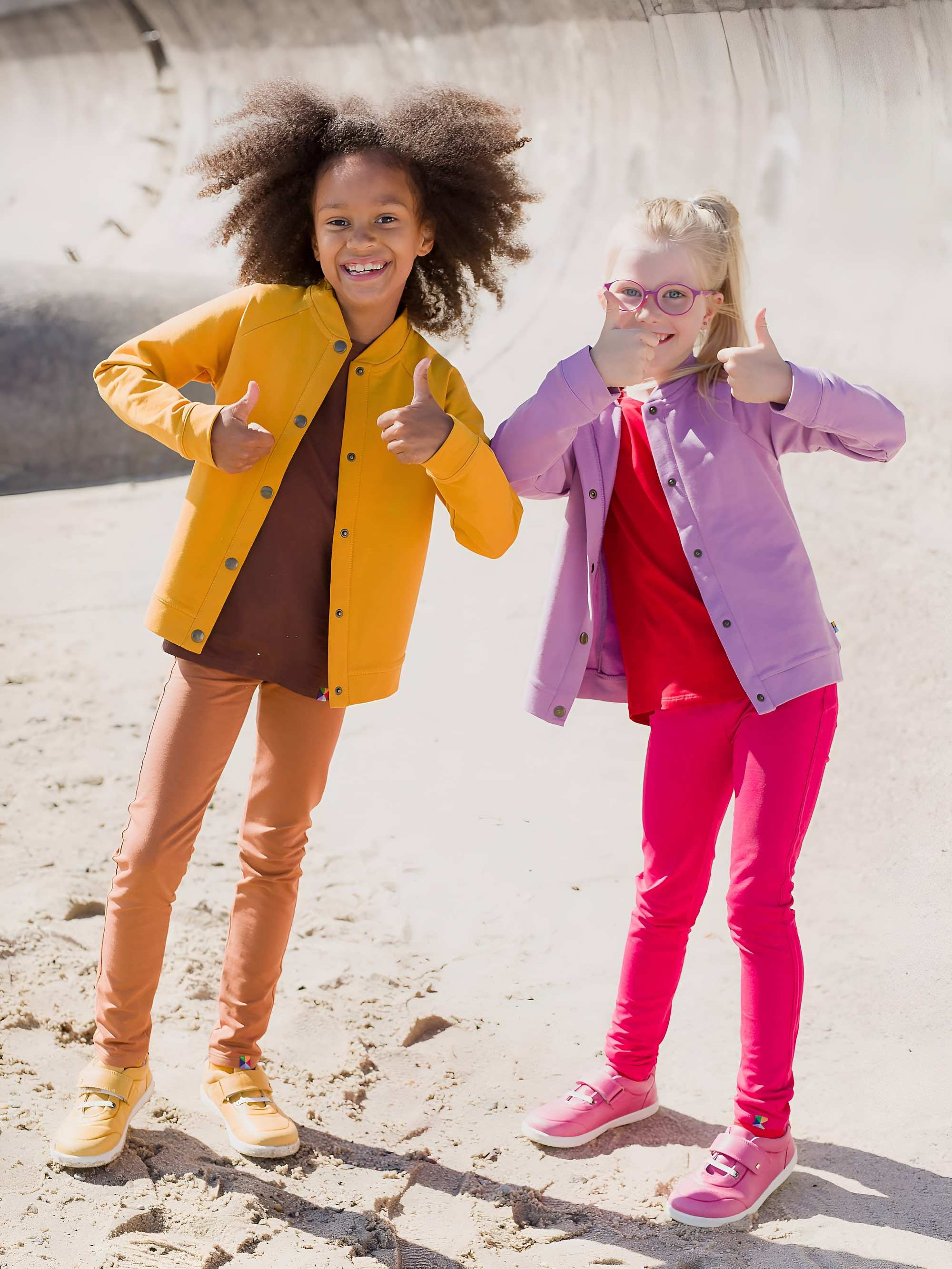 Musztardowa bluza bomber